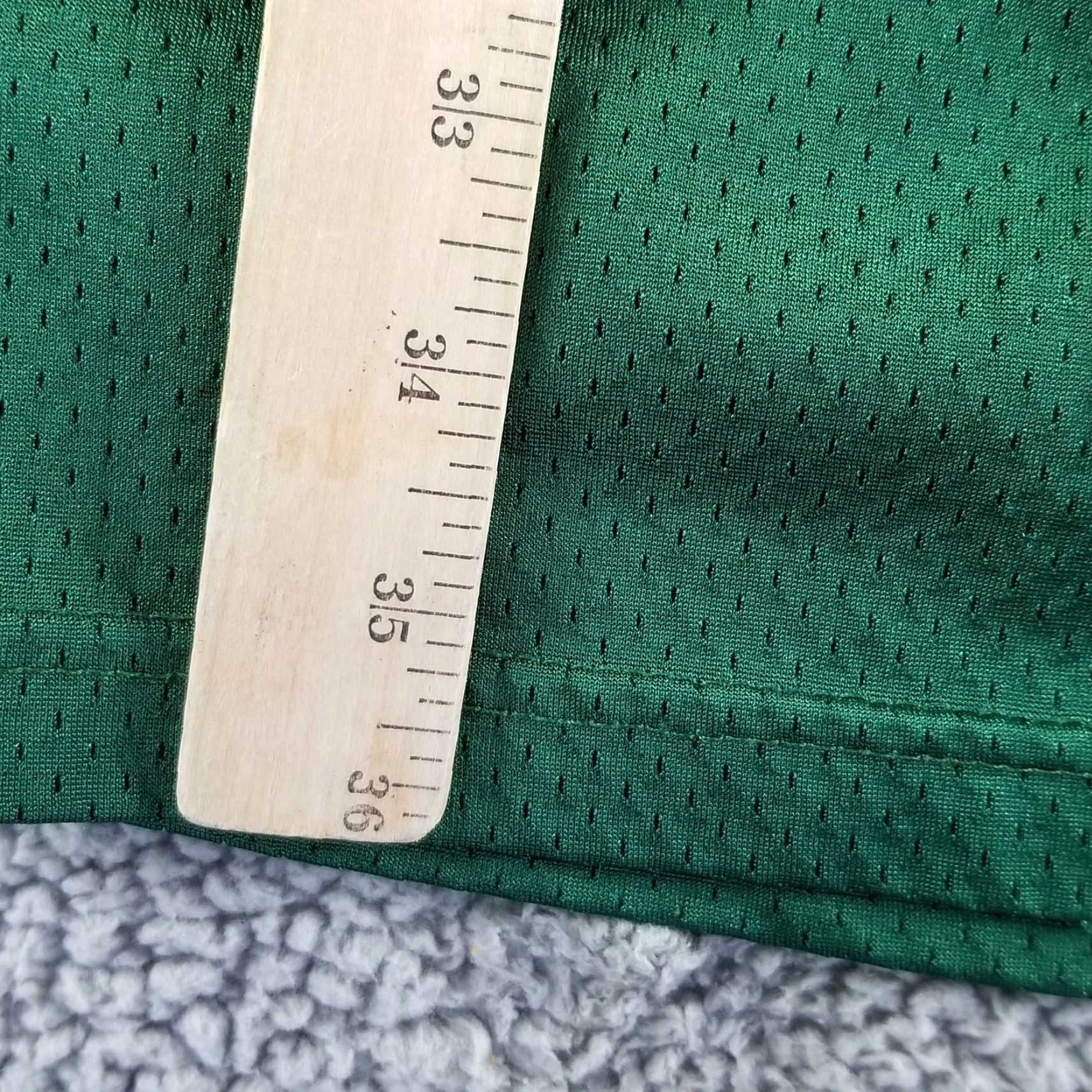 Nike VINTAGE Nike Jersey Adult Large Green Jesuit Christian Religious God Game 90s Mens Size US L / EU 52-54 / 3 - 6 Thumbnail