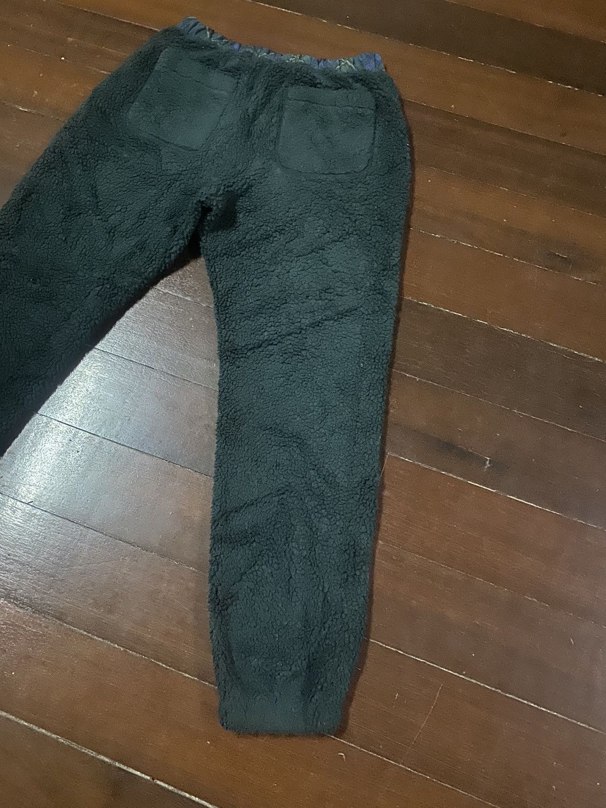 JW Anderson × Nigo × Uniqlo Crazy Baggy J.W Anderson x Uniqlo Fleece Hip Hop Pants Size US 31 - 9 Thumbnail