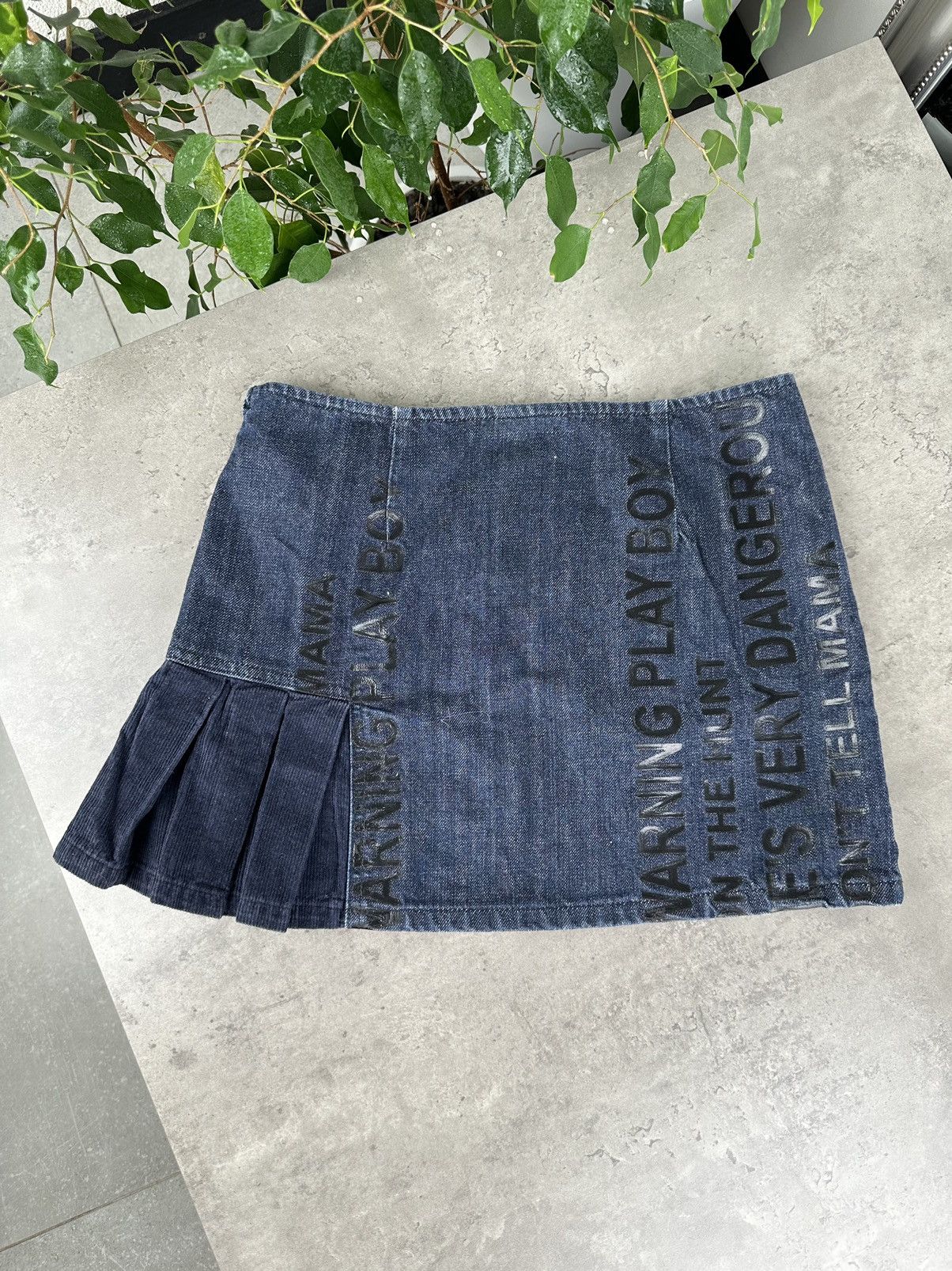 Miss Sixty Miss Sixty Mini Skirt Size 30" / US 8 / IT 44 - 5 Thumbnail