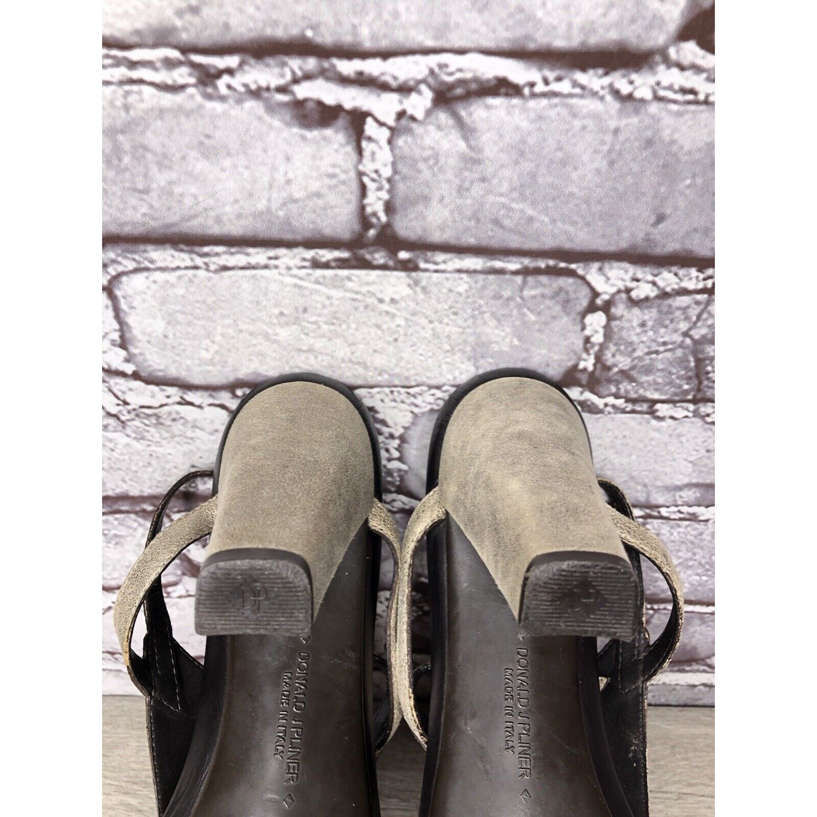 Donald Pliner Donald J. Pliner Peggy Gray Shimmer Leather T- Strap Heels S Size US 11 / IT 41 - 17 Thumbnail