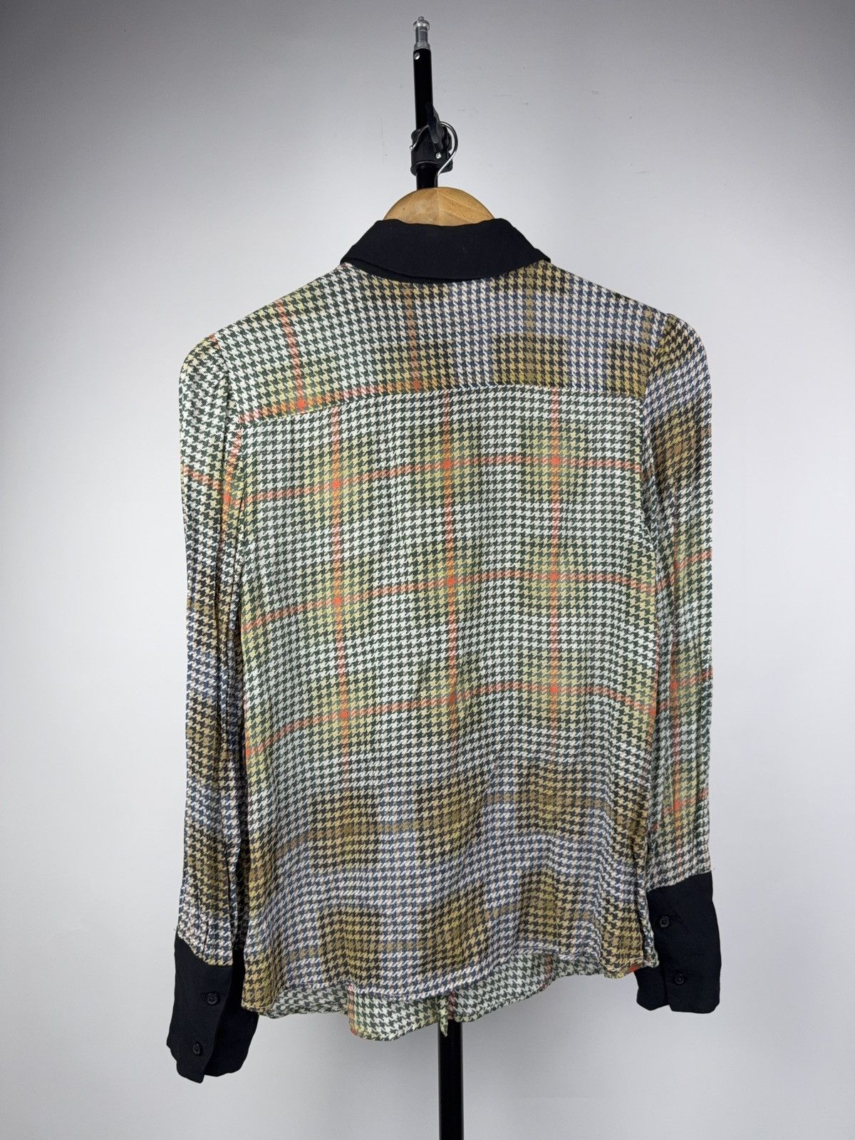 United Colors Of Benetton 00s Benetton Houndstooth Check Blouse With Contrast Collar Size S / US 4 / IT 40 - 8 Thumbnail