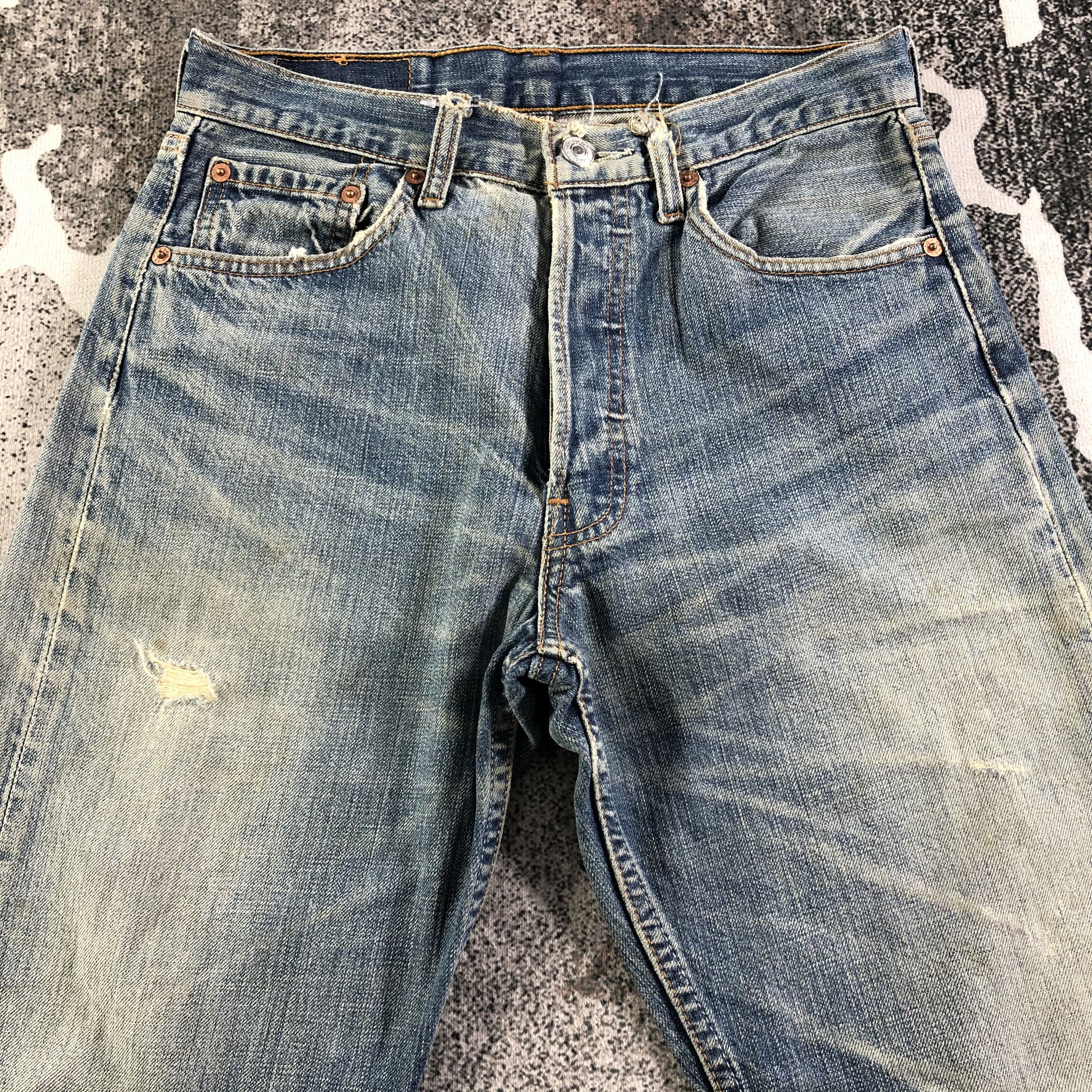 Levi's 90s Vintage Levis 501 Jeans Distressed Denim KJ2281 Size US 28 / EU 44 - 3 Thumbnail
