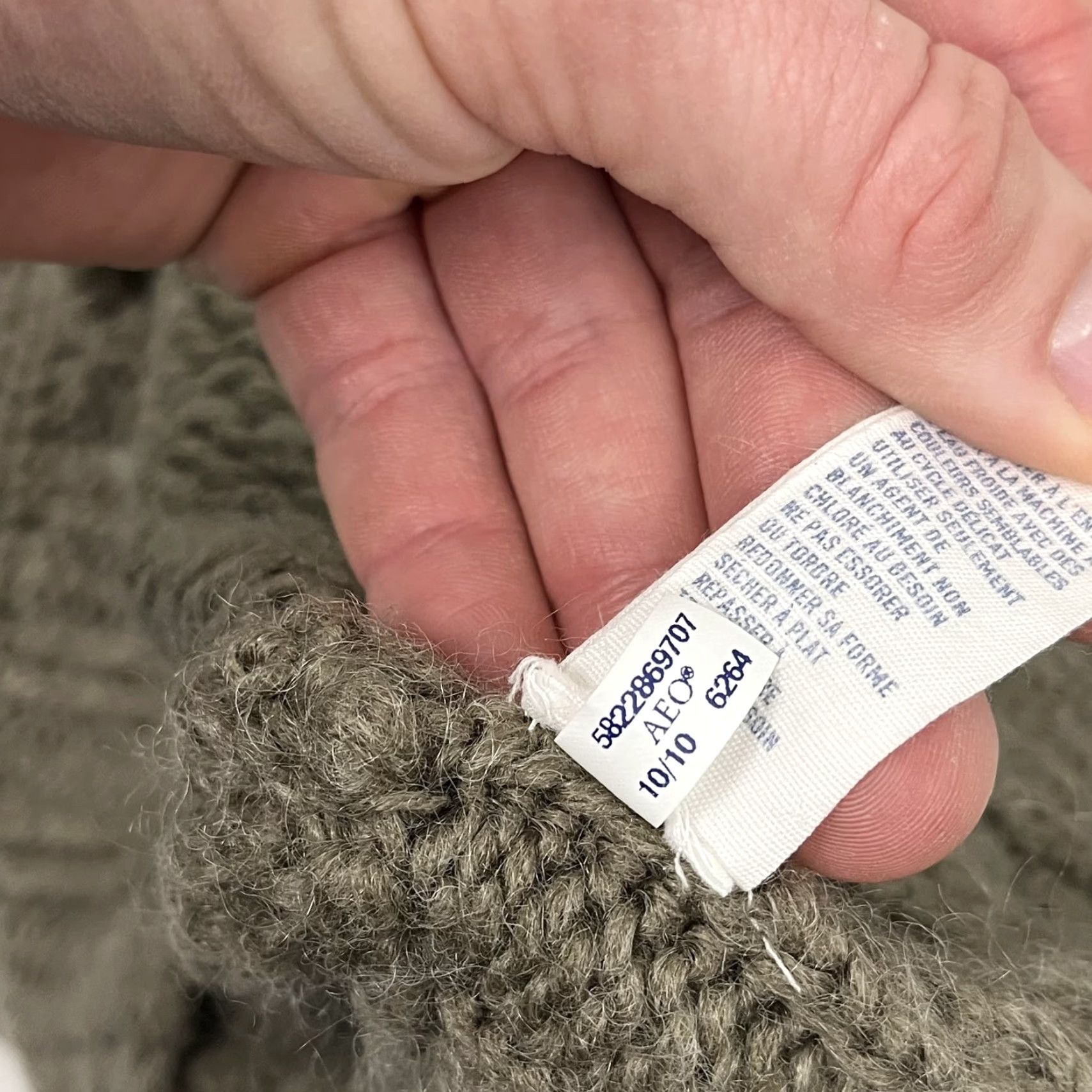 American Eagle Outfitters VINTAGE American Eagle Outfitters Sweater Womens Large Brown Wool Mohair Knit V-Neck Pullover Size L / US 10 / IT 46 - 7 Thumbnail