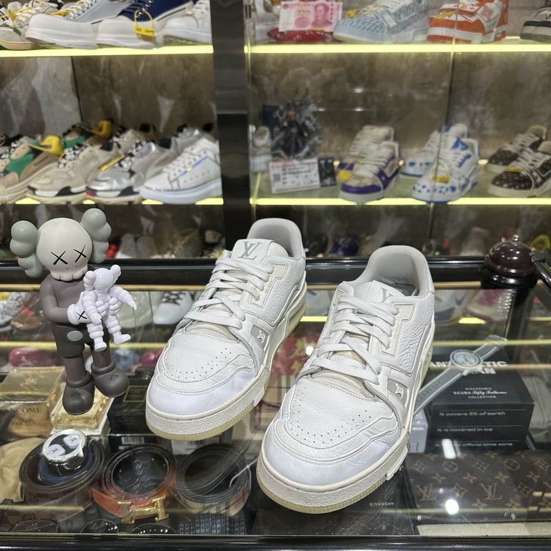 Louis Vuitton Louis Vuitton White Cement Fashion Sneakers for All 0079 Size US 8 / EU 41 - 1 Thumbnail
