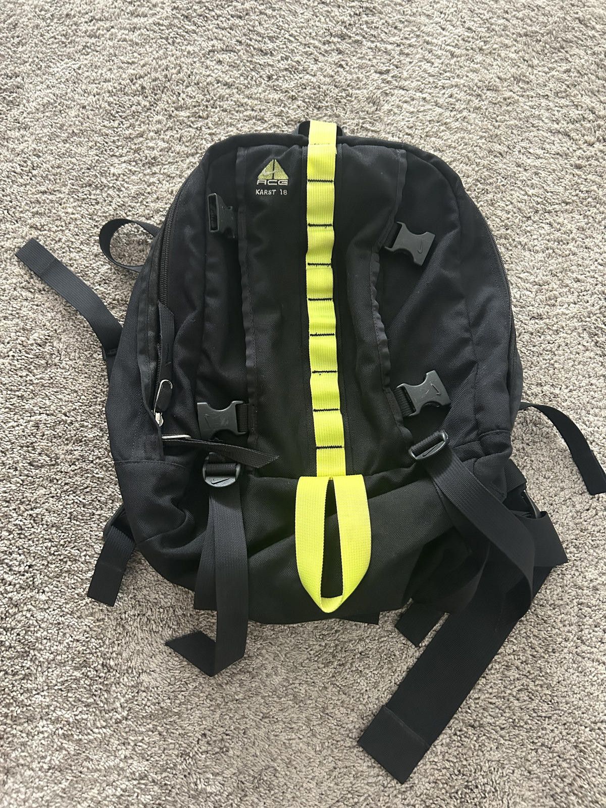 Nike Nike ACG Vintage Karst 18 Backpack Size ONE SIZE - 1 Thumbnail