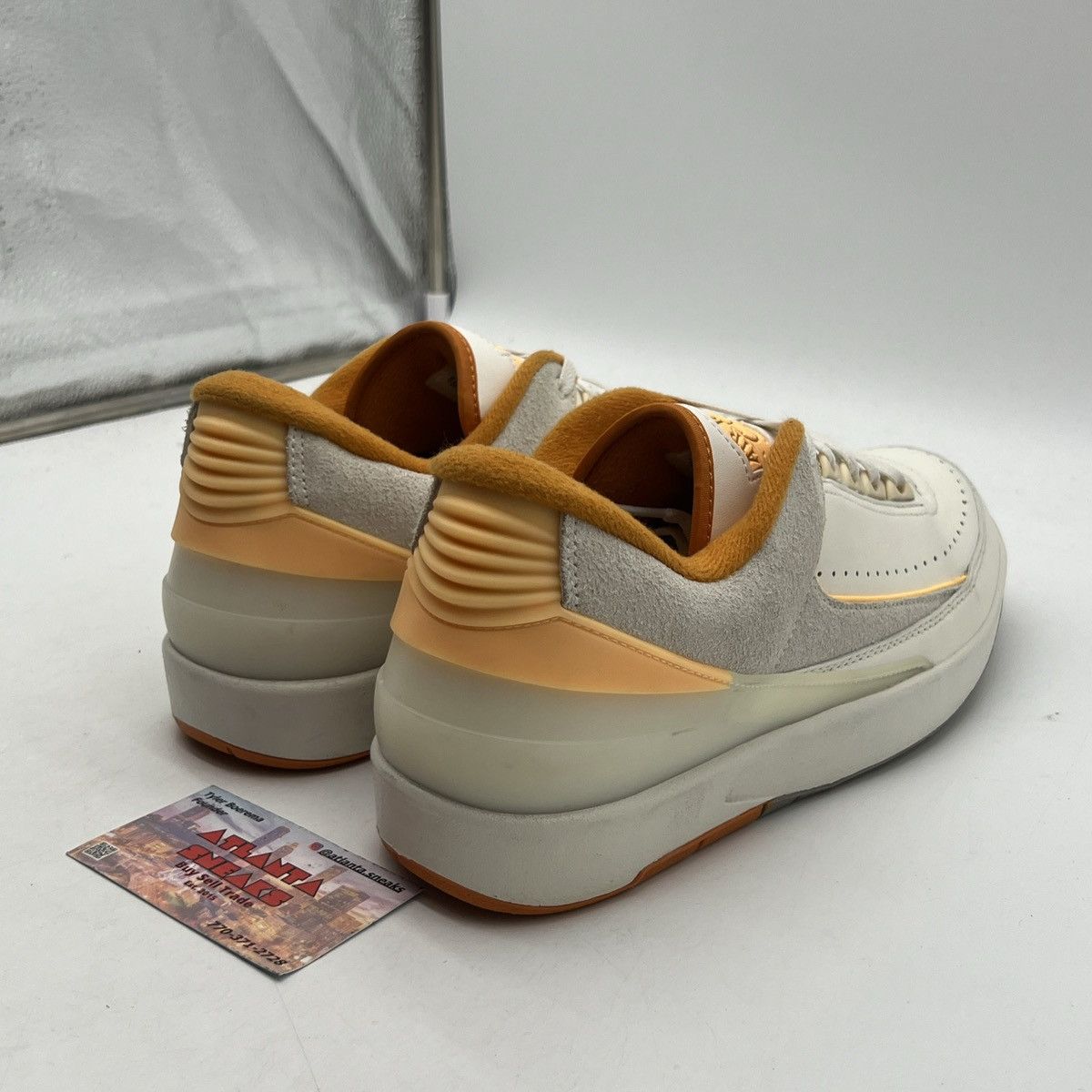 Jordan Brand Air Jordan 2 low melon tint Size US 10.5 / EU 43-44 - 5 Thumbnail