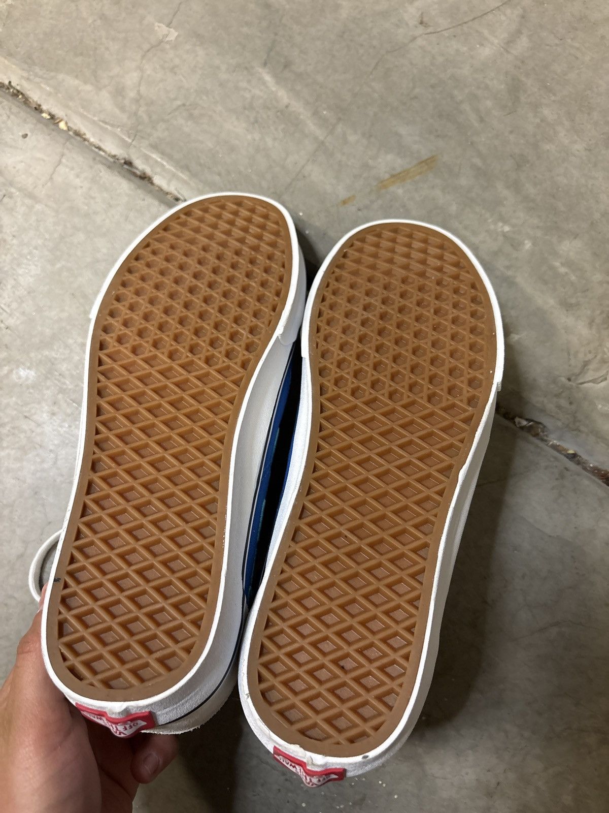 The Simpsons × Vans Vans x The Simpsons Size US 10.5 / EU 43-44 - 2 Thumbnail