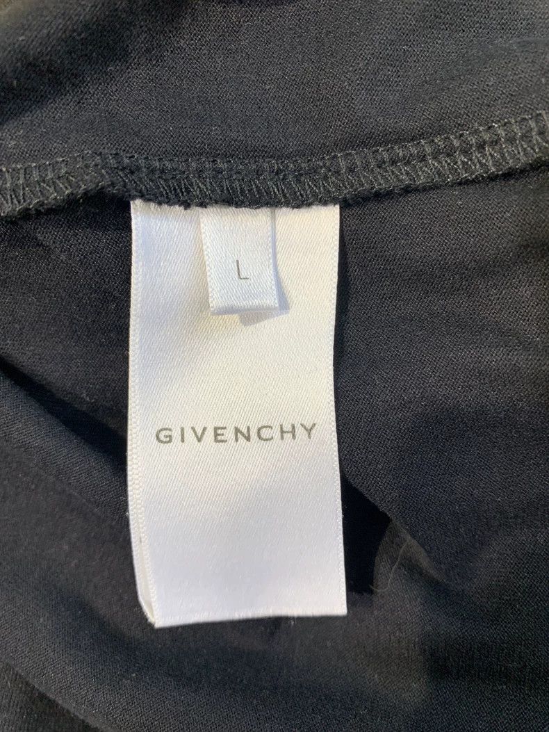 Givenchy Givenchy Letter embroidery short-sleeve, size L, chest 10 Size US M / EU 48-50 / 2 - 5 Thumbnail