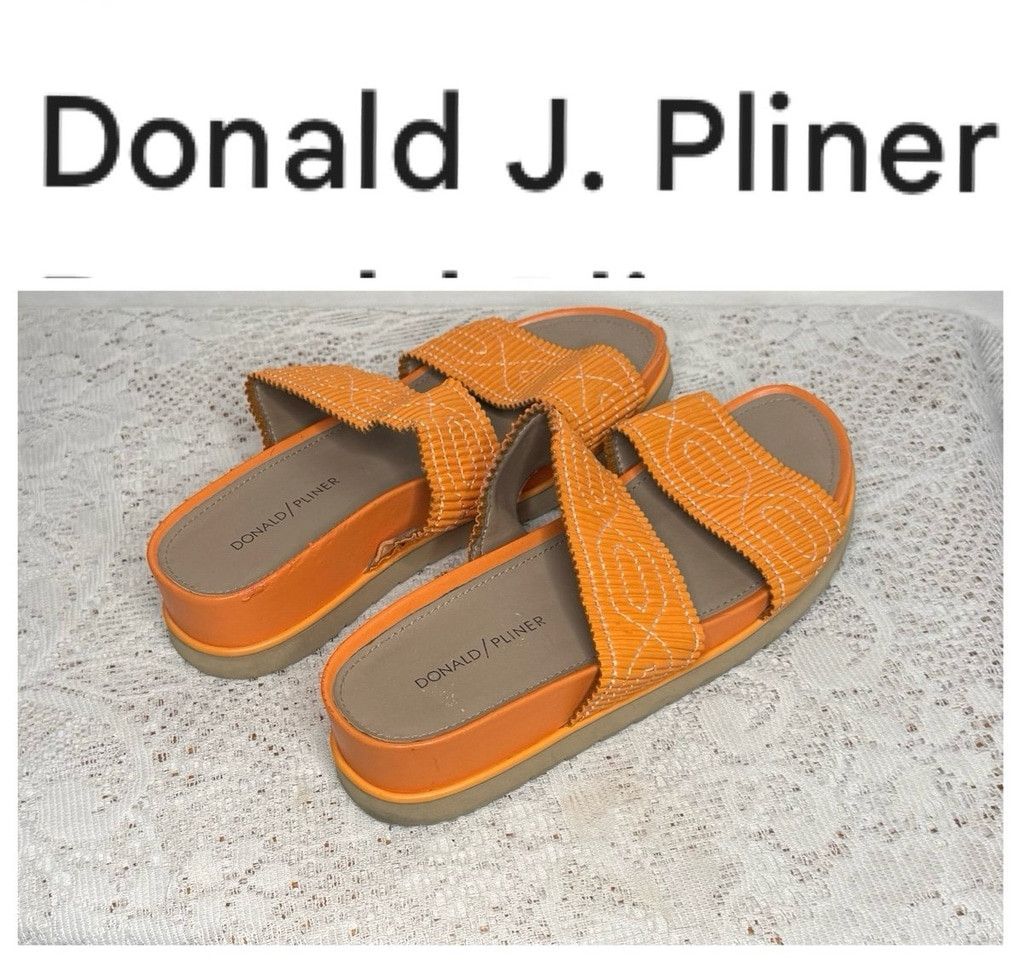 Donald Pliner Donald J. Pliner Cait orange woven textured sandals sz 8 Size US 8 / IT 38 - 1 Thumbnail