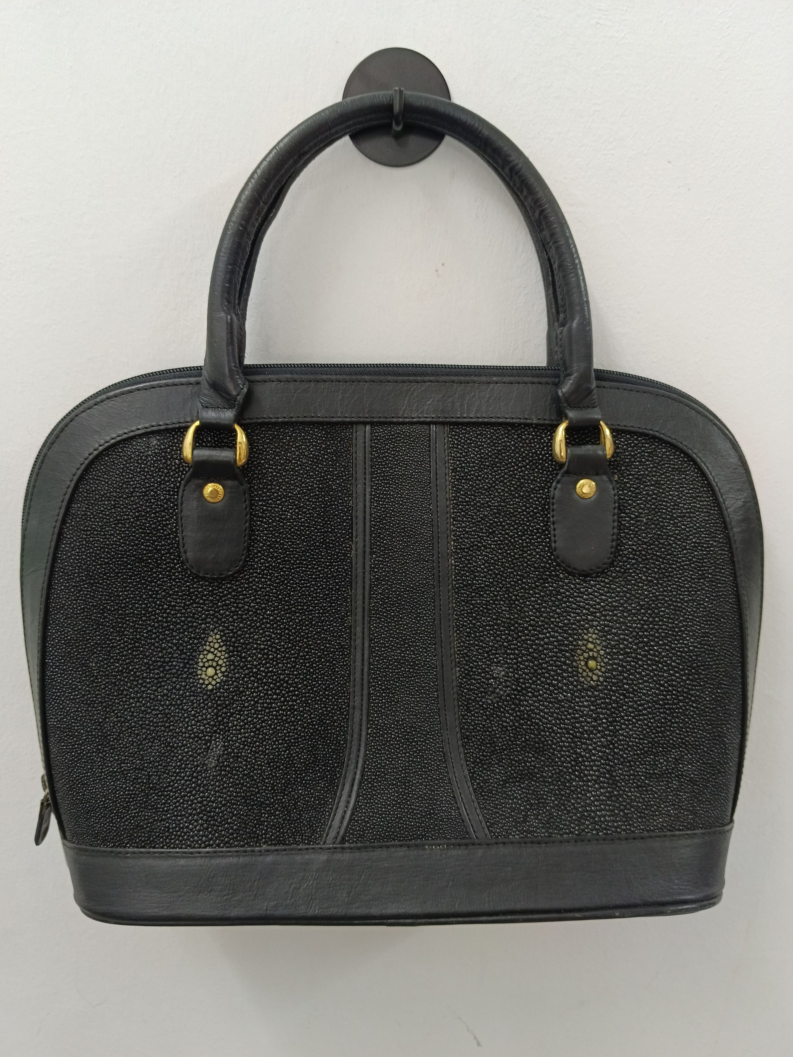 Leather Stingray Leather Dome Handbag - Vintage Black Galuchat Size ONE SIZE - 5 Thumbnail