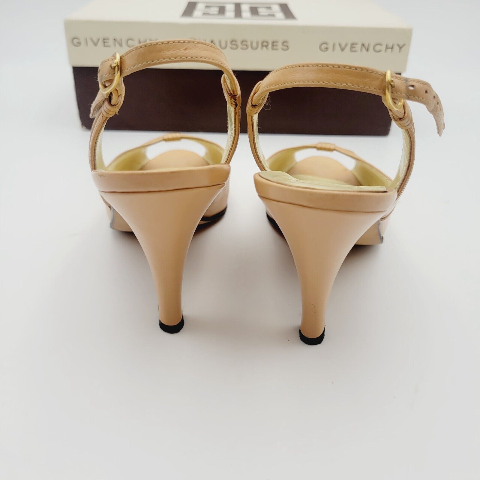 Givenchy Givenchy Round Toe Sling Back Heeled Sandal 6.5B Blush Beige Size US 6.5 / IT 36.5 - 10 Thumbnail