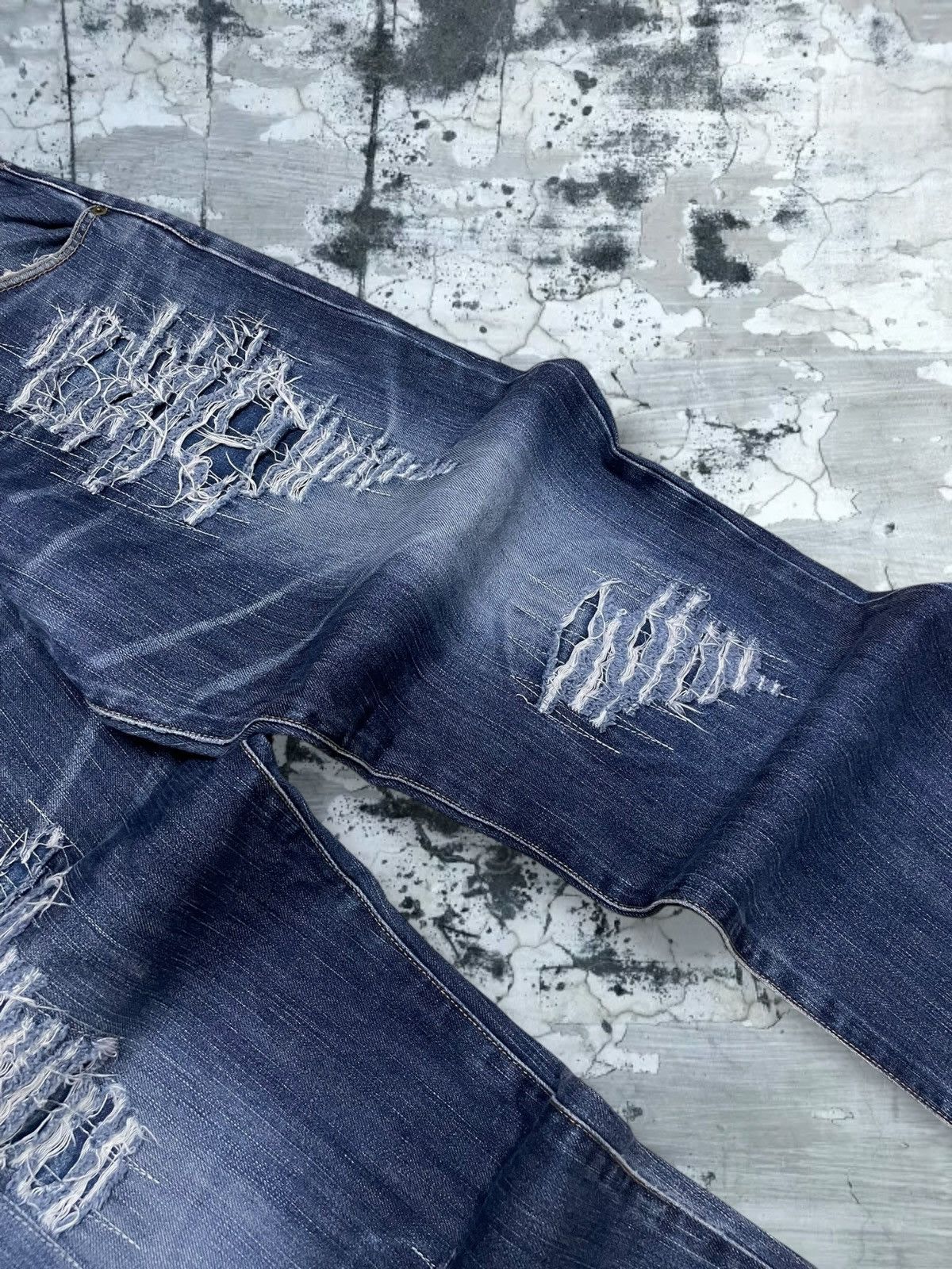 Japanese Brand Vintage Og 1990s Japan Designer Sublimation Distressed Denim Size US 33 - 9 Thumbnail