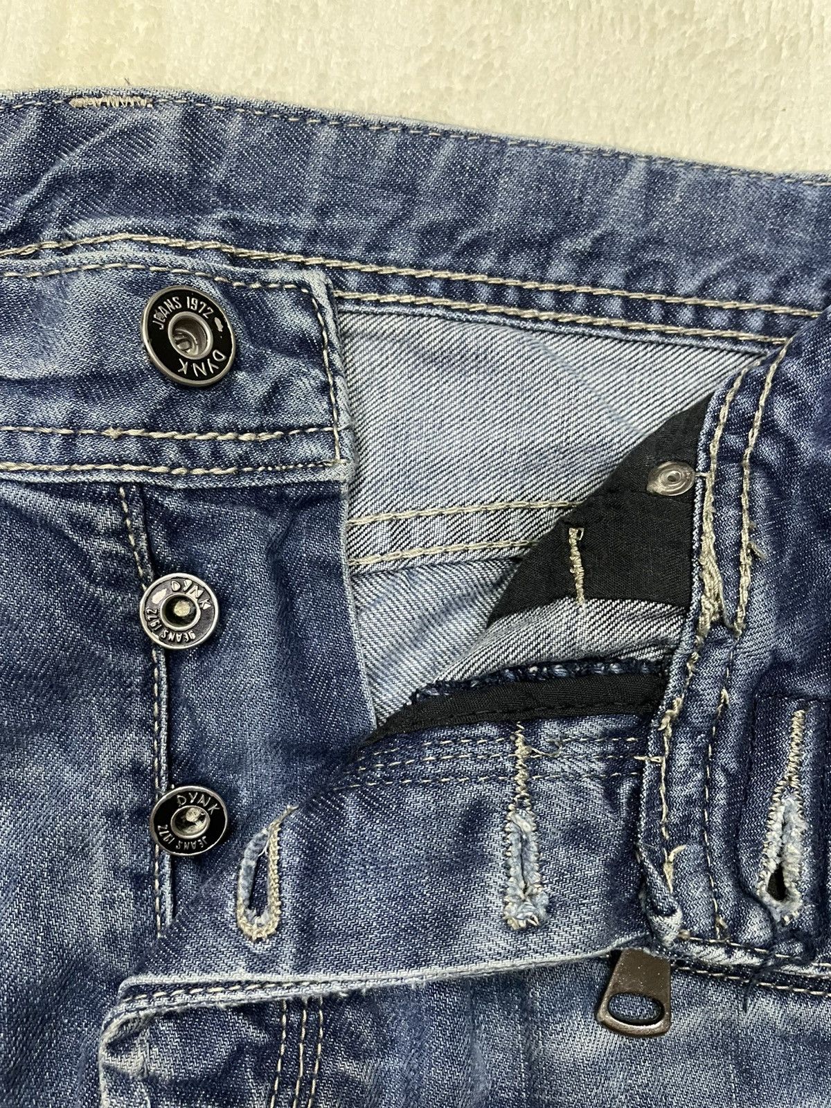 Japanese Brand Vintage DYNK Denim Straight Cut Mudwash Faded Jeans Size US 31 - 7 Thumbnail