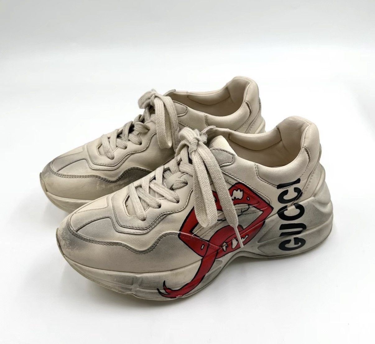 Gucci Gucci/Vintage Lip Print Dad Sneakers K12 Size US 5 / IT 35 - 1 Thumbnail