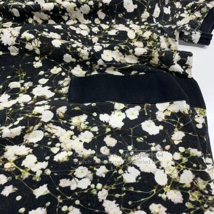 Givenchy Givenchy Floral Print Short-Sleeve T-Shirt. Size US L / EU 52-54 / 3 - 7 Thumbnail