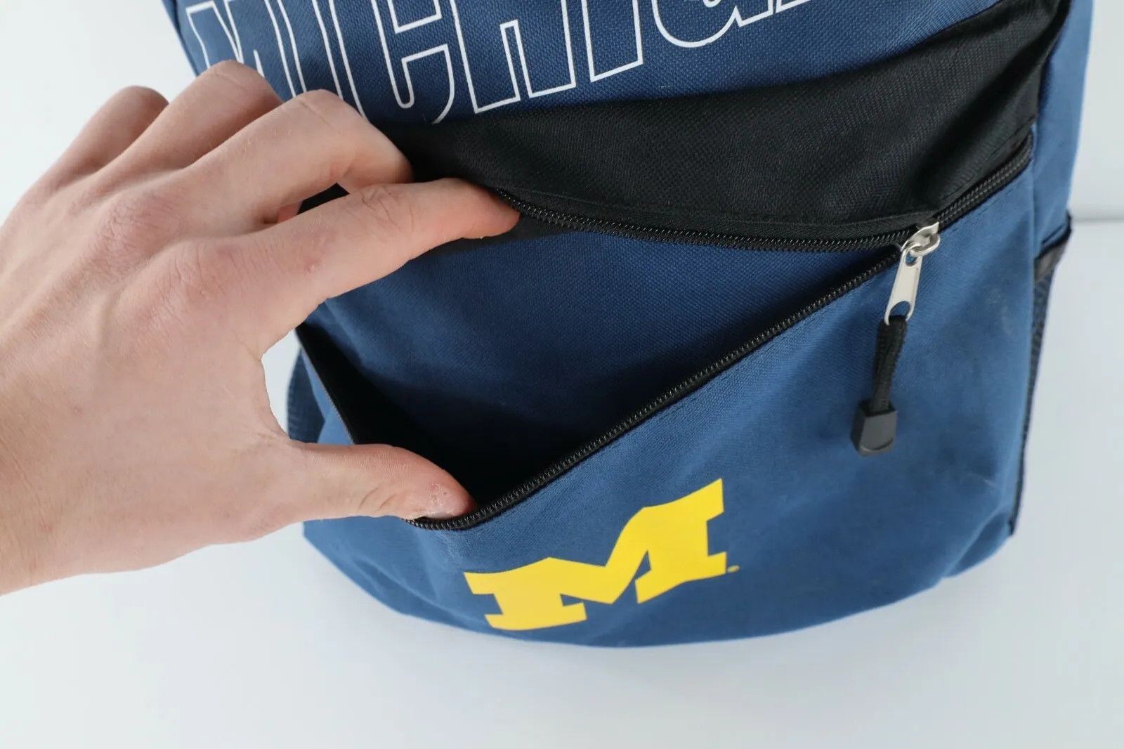 Vintage Vintage 90s University of Michigan Spell Out Backpack Bag Size ONE SIZE - 11 Thumbnail