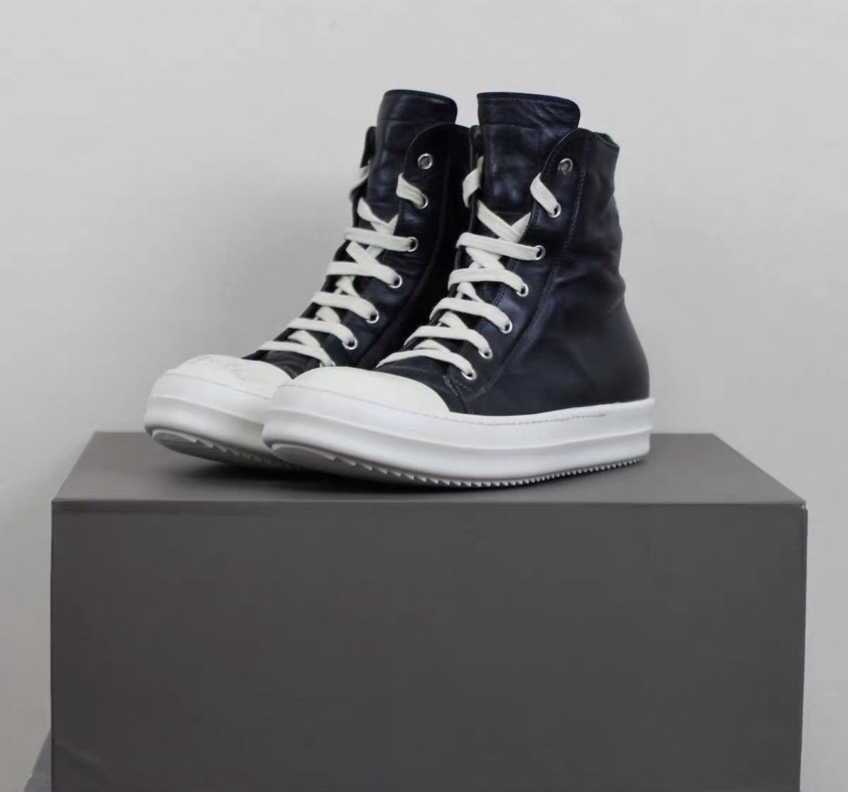 Rick Owens Rick Owens Mainline 16FW Leather High-Top Sneakers Size US 7.5 / EU 40-41 - 1 Thumbnail