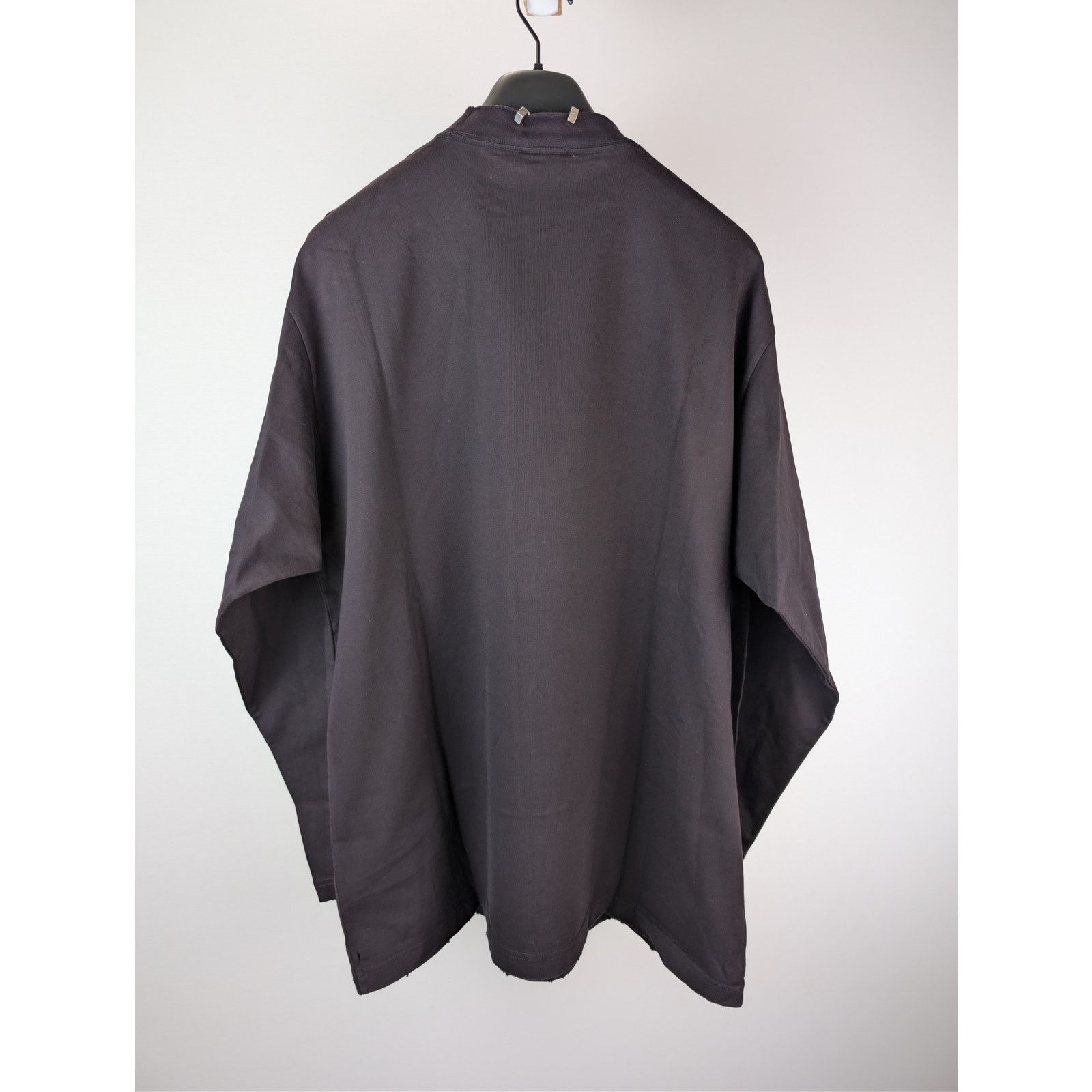 Balenciaga o1rshd1 Pierced Oversized Long Sleeve Jersey T-Shirt Black Size US S / EU 44-46 / 1 - 10 Thumbnail
