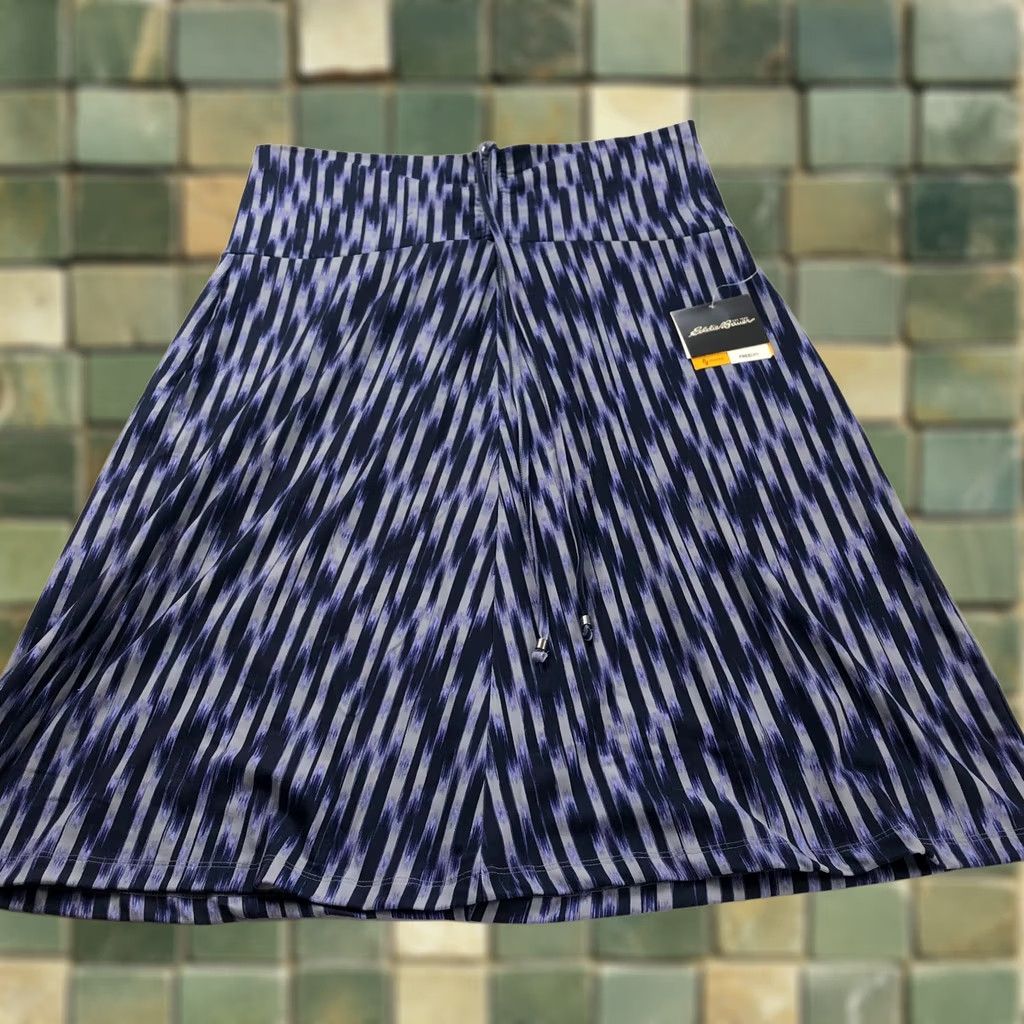 Eddie Bauer Eddie Bauer Travex Aster Convertible Skirt Dress XL Blue Purple Geometric Knit Pattern, Knee Length, Pullover, Regular, Women Size 40" / US 18 - 1 Thumbnail