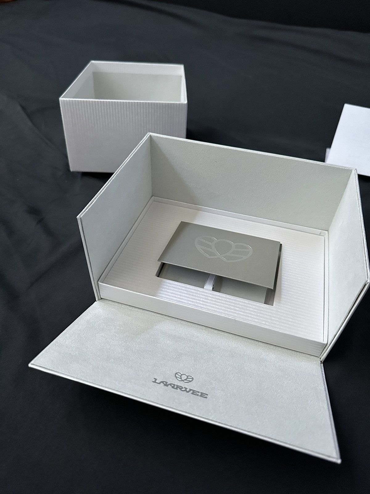 Kith × LAARVEE Laarvee x Kith exclusive watch Brown bezel/Cream dial Size ONE SIZE - 11 Thumbnail