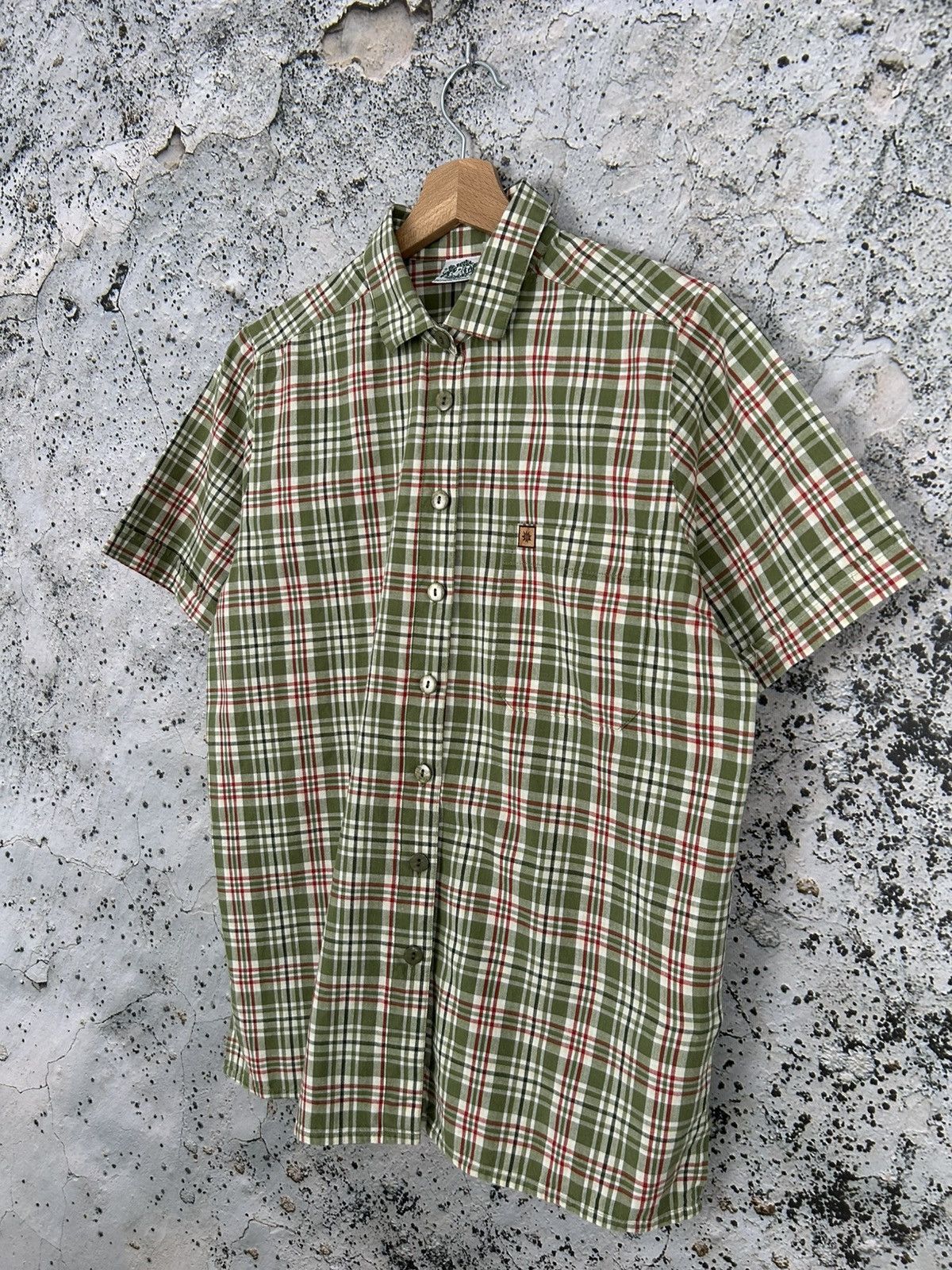 Vintage Vintage Green Short Sleeve Shirt Streetwear Skate Baggy Rap Size US M / EU 48-50 / 2 - 2 Thumbnail