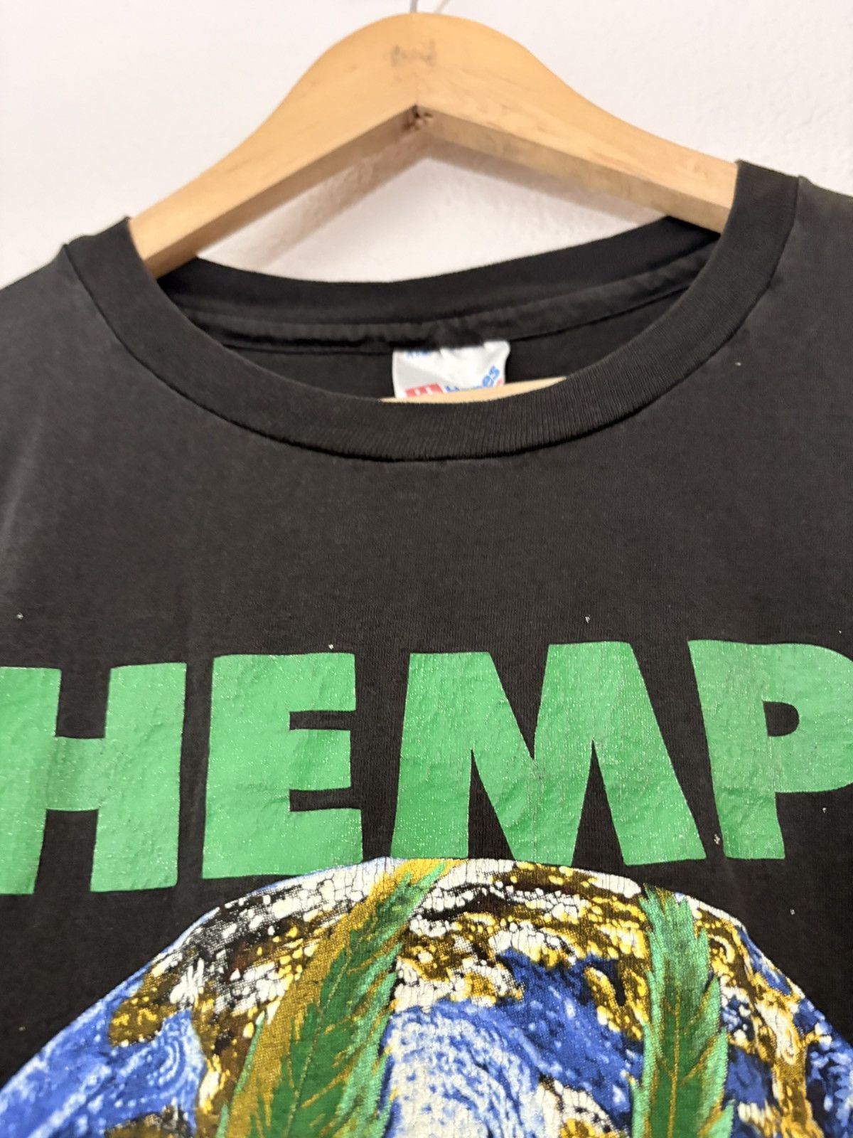 Vintage 90’s Hemp can Save the Planet Rare Distressed Faded Rap Tee Size US XL / EU 56 / 4 - 4 Thumbnail