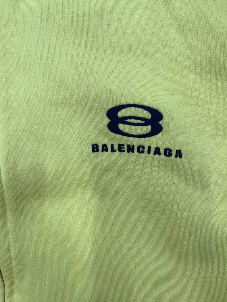 Balenciaga Balenciaga Patchwork Logo print hooded sweatshirt Size US S / EU 44-46 / 1 - 3 Thumbnail