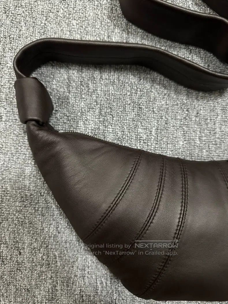 Lemaire LEMAIRE Small deep chocolate-colored sheepskin horn bag Size ONE SIZE - 2 Thumbnail