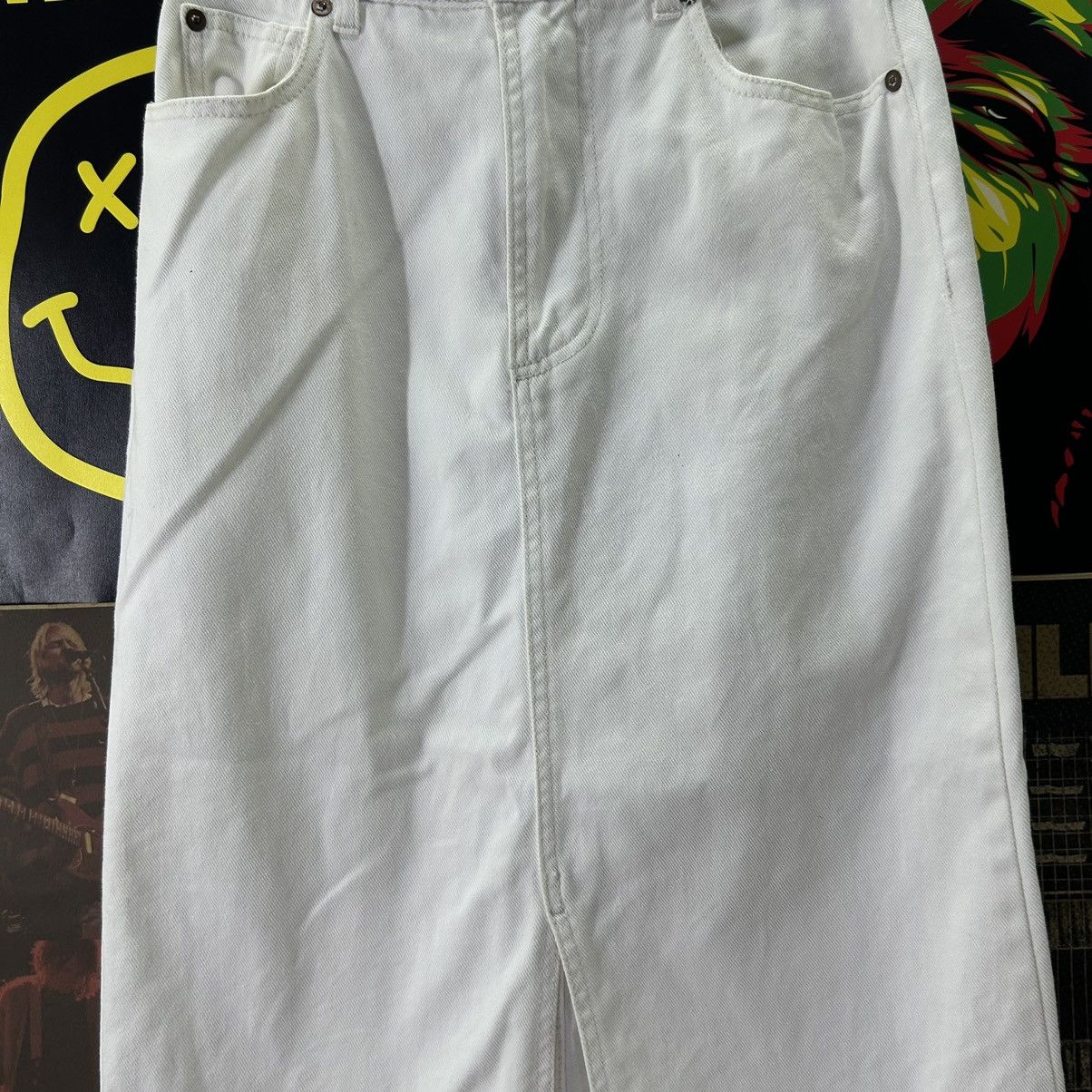 Designer Vintage Alicia Pageboy Denim White Skirt Size 27" / US 4 / IT 40 - 3 Thumbnail