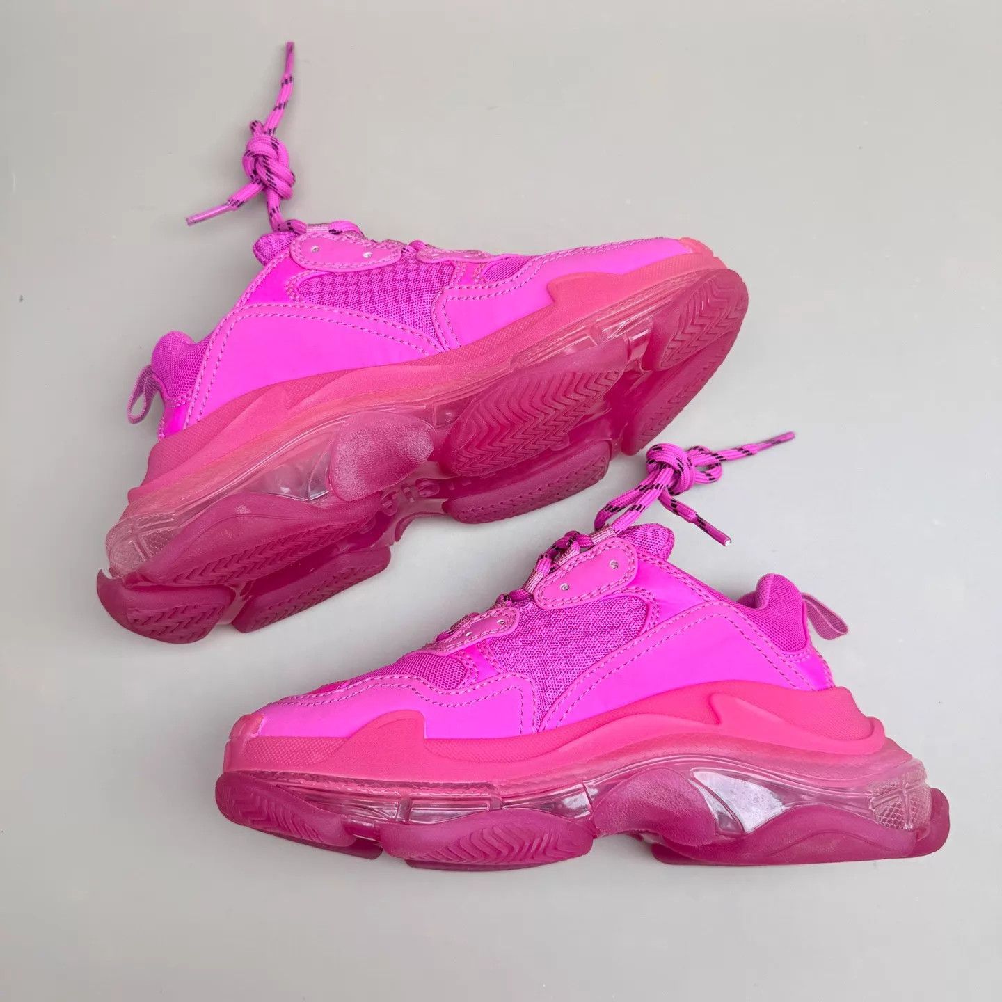 Balenciaga Balenciaga Triple S Dragon Fruit Sneaker 35 (New, tried on) Size US 4.5 / IT 34.5 - 5 Thumbnail