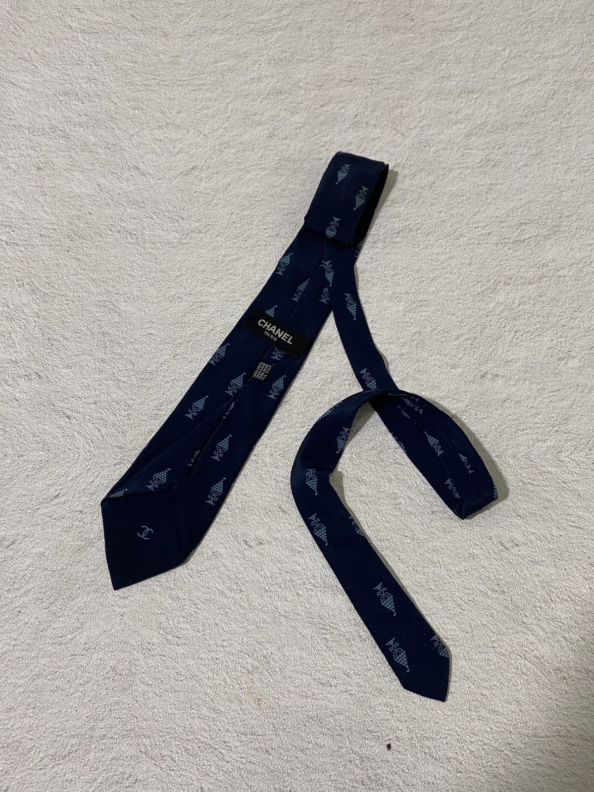 Chanel Vintage chanel tie Size ONE SIZE - 1 Thumbnail