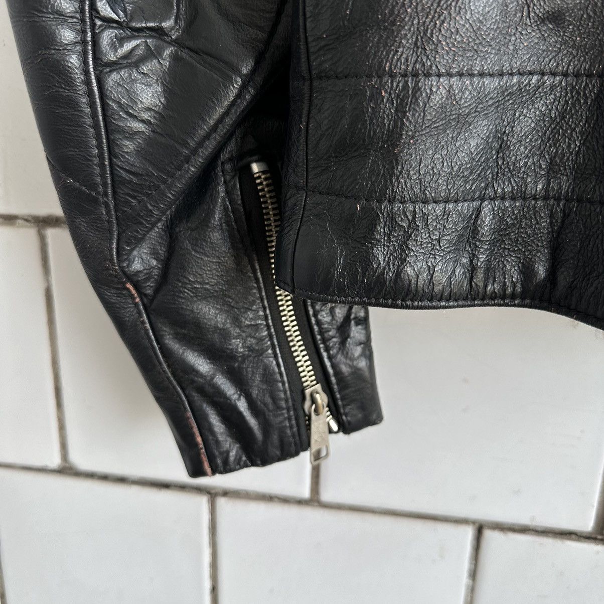 Vintage Vintage Moto Leather Jacket Tour Style USA 90s Y2K Size US S / EU 44-46 / 1 - 10 Thumbnail