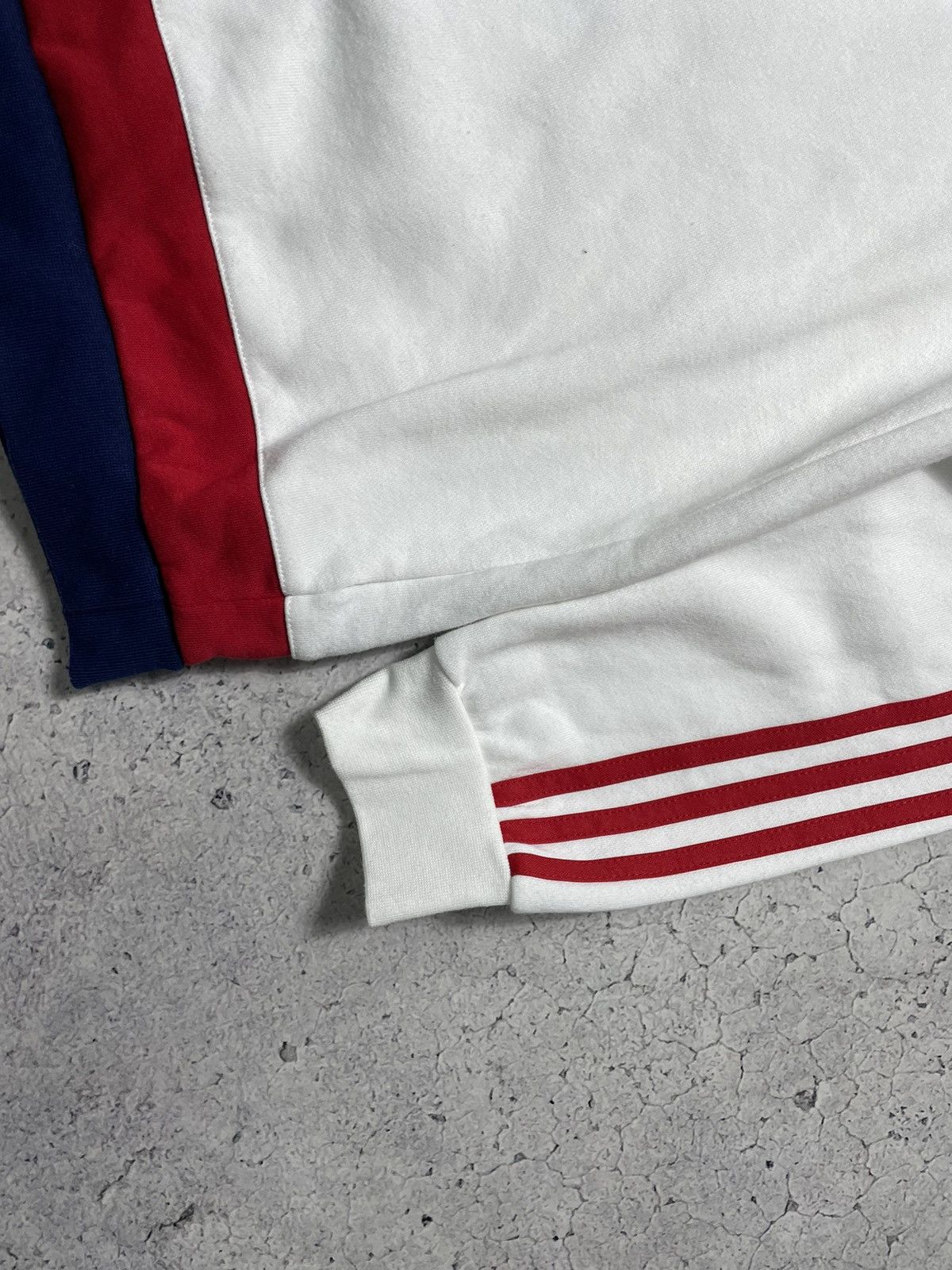 Adidas Vintage Adidas FC Manchester United Y2K Football Sweatshirt Size US M / EU 48-50 / 2 - 4 Thumbnail