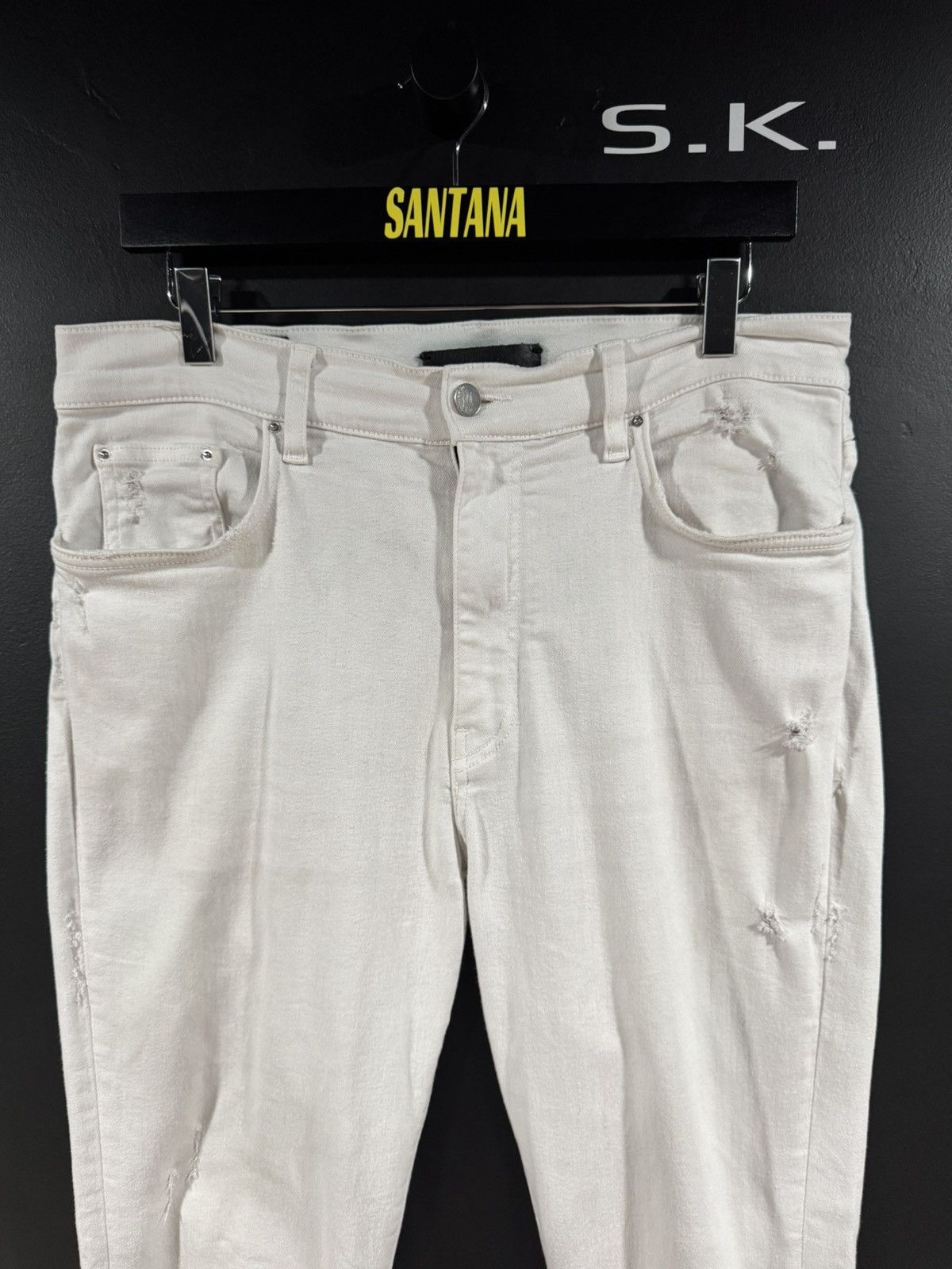 Amiri Amiri White Distressed Stacked Denim Jeans 36x33 Size US 36 / EU 52 - 2 Thumbnail
