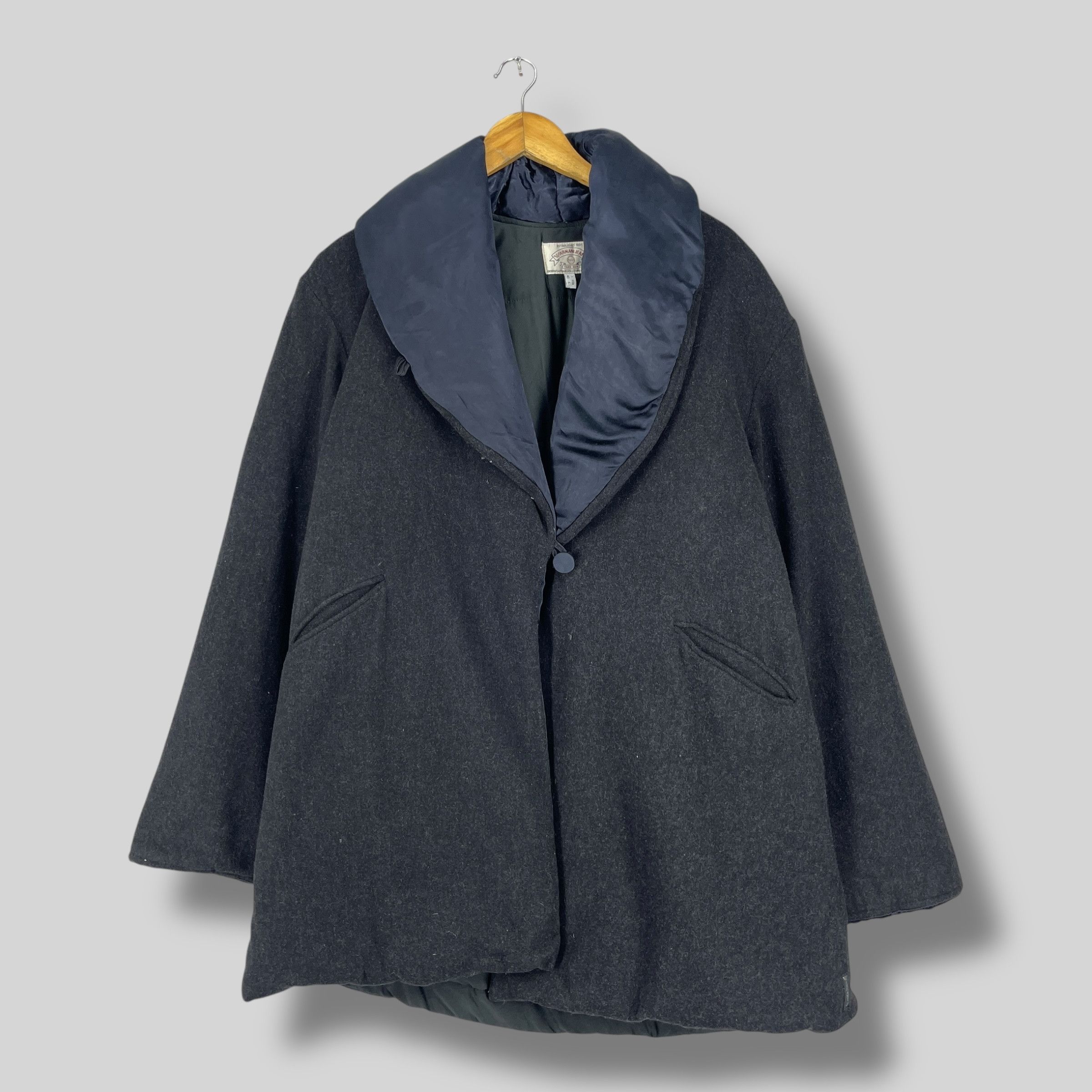 Giorgio Armani Vintage 1990s ARMANI Simin T Shaw Collar Puffer Long Coat Size US L / EU 52-54 / 3 - 1 Thumbnail