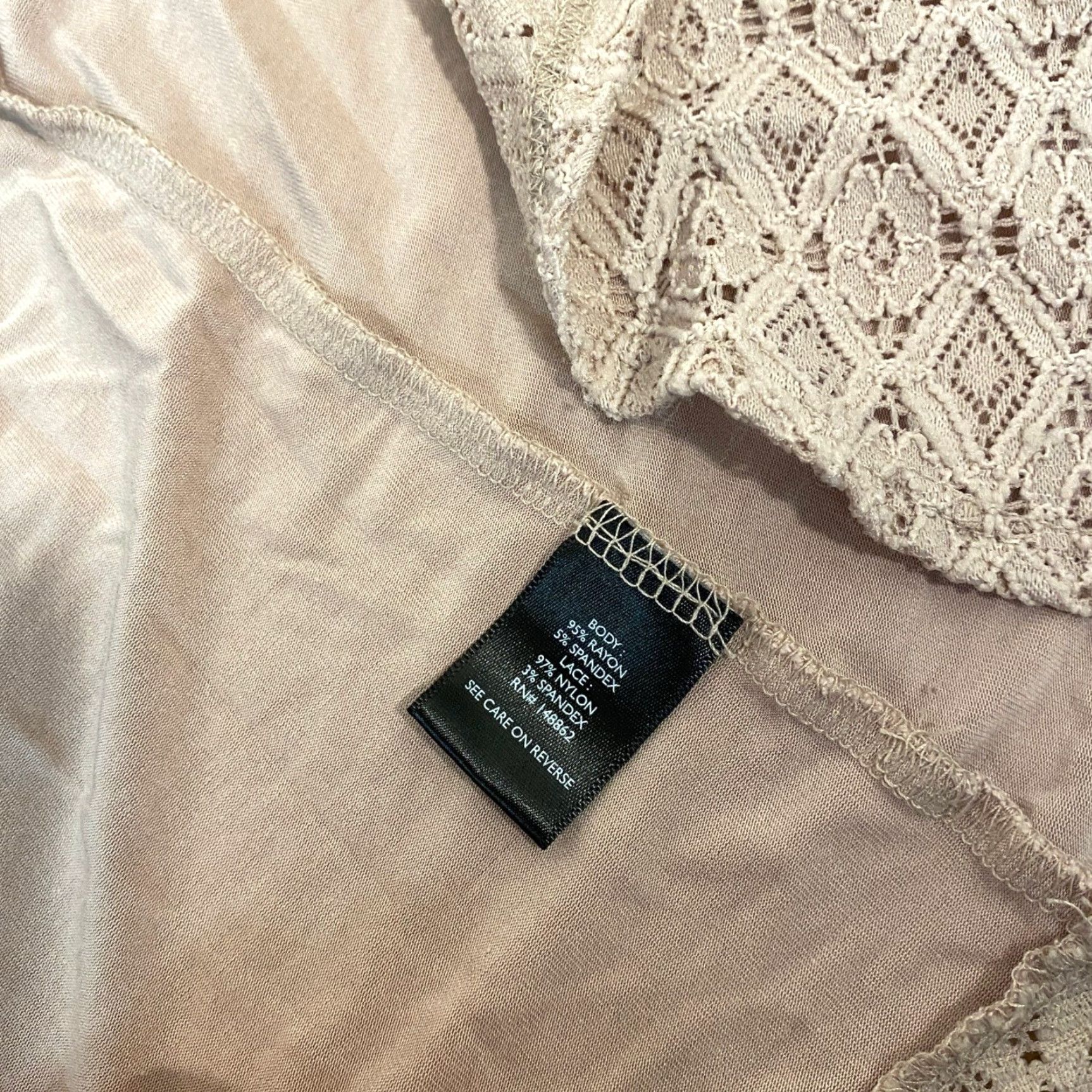 Torrid Torrid Cardigan Pink 2 Women Bohemian V-Neck 3/4 Sleeve Knit Lace Trim Duster Sweater Light Weight All Seasons Ajustment? Size XS / US 0-2 / IT 36-38 - 3 Thumbnail