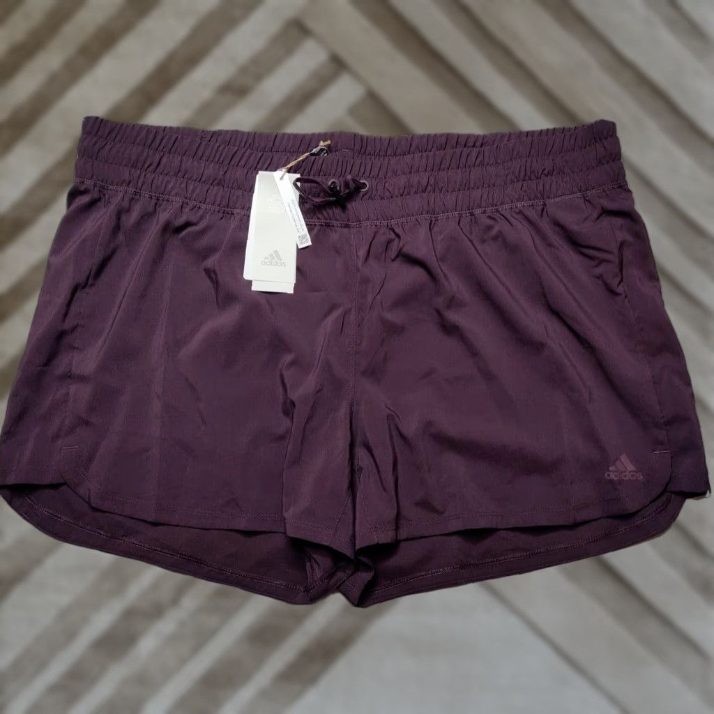 Adidas ADIDAS Aeroready Women 2XL Shadow Maroon Pace Bungee 4" Training Shorts NEW Size 40" / US 18 - 1 Thumbnail
