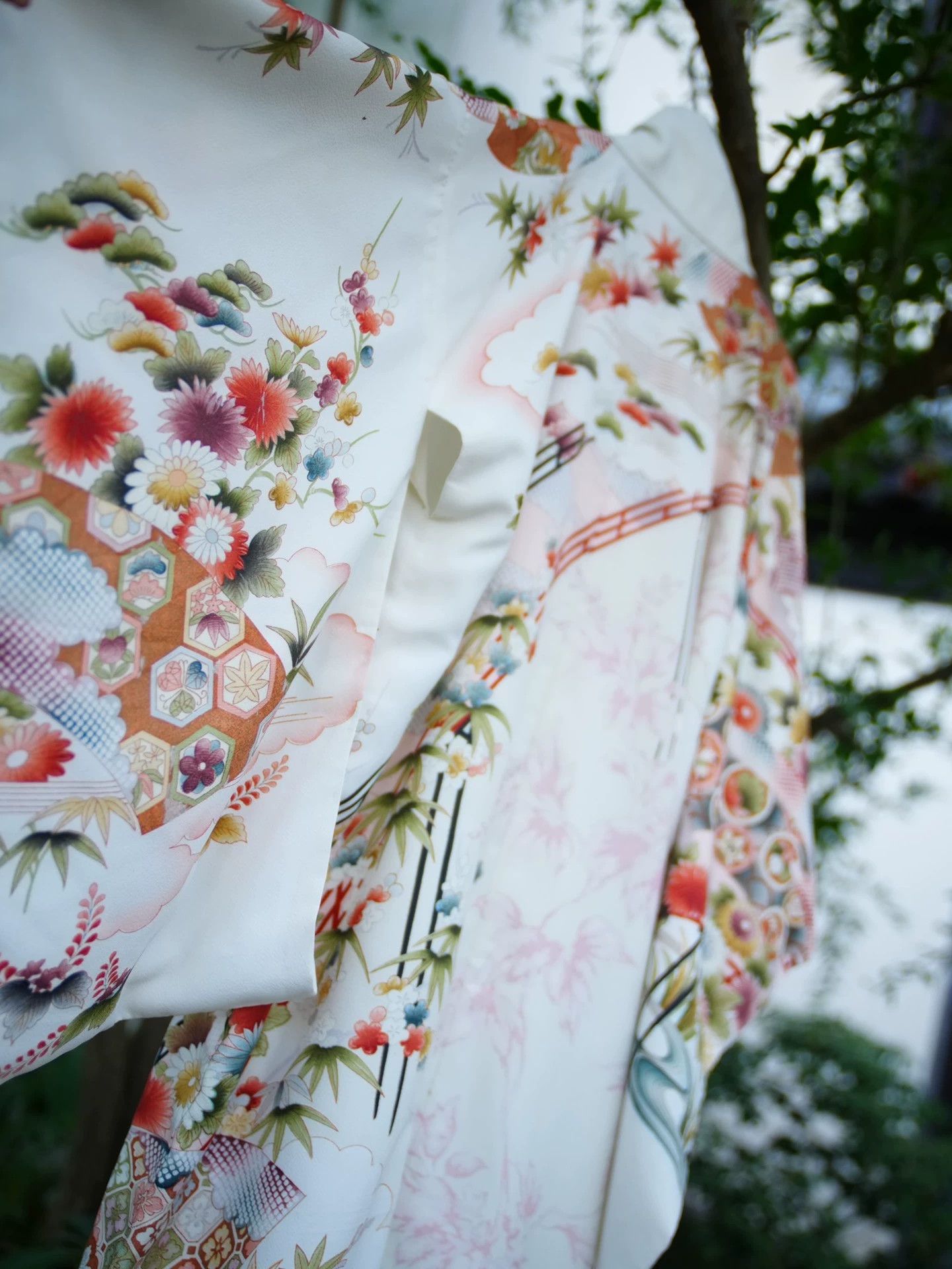 Vintage Japanese Vintage Hand-Painted Ukiyo-e Silk Kimono Size ONE SIZE - 2 Thumbnail