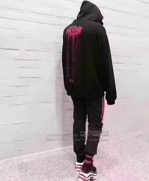 Vetements VETEMENTS Thick Blood Droplet Hoodie Size US XS / EU 42 / 0 - 6 Thumbnail