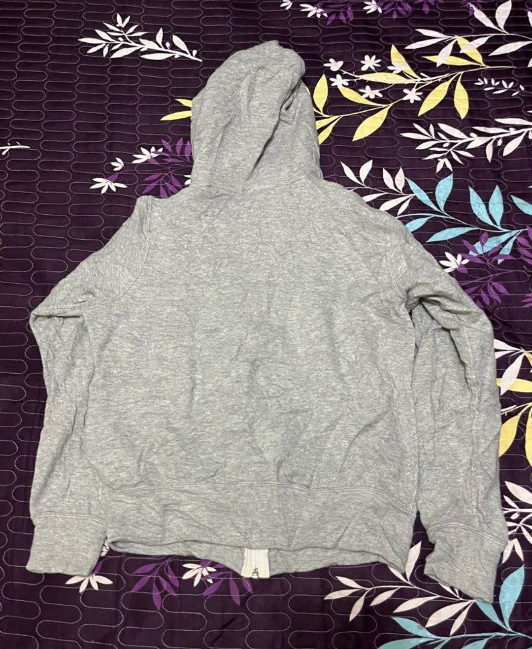 Comme des Garcons Comme Des Garcons Play Hoodie Size S / US 4 / IT 40 - 2 Thumbnail