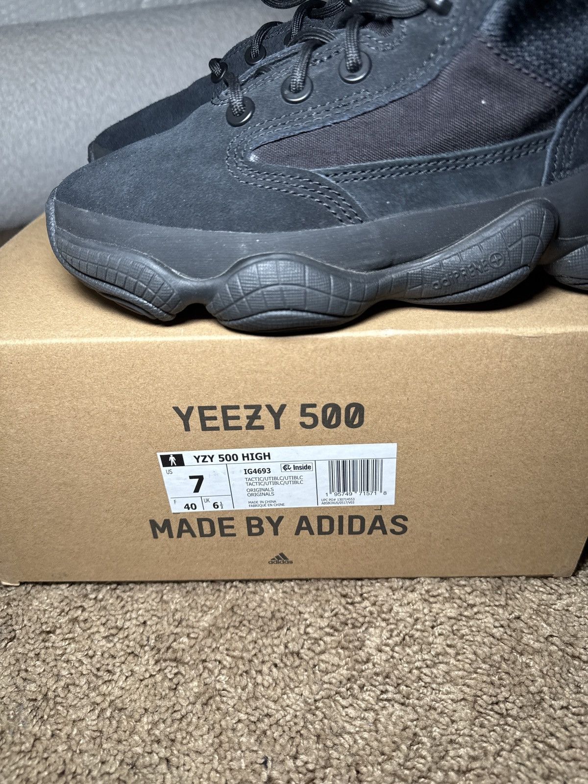 Yeezy Yzy 500 high Size US 7 / EU 40 - 7 Thumbnail