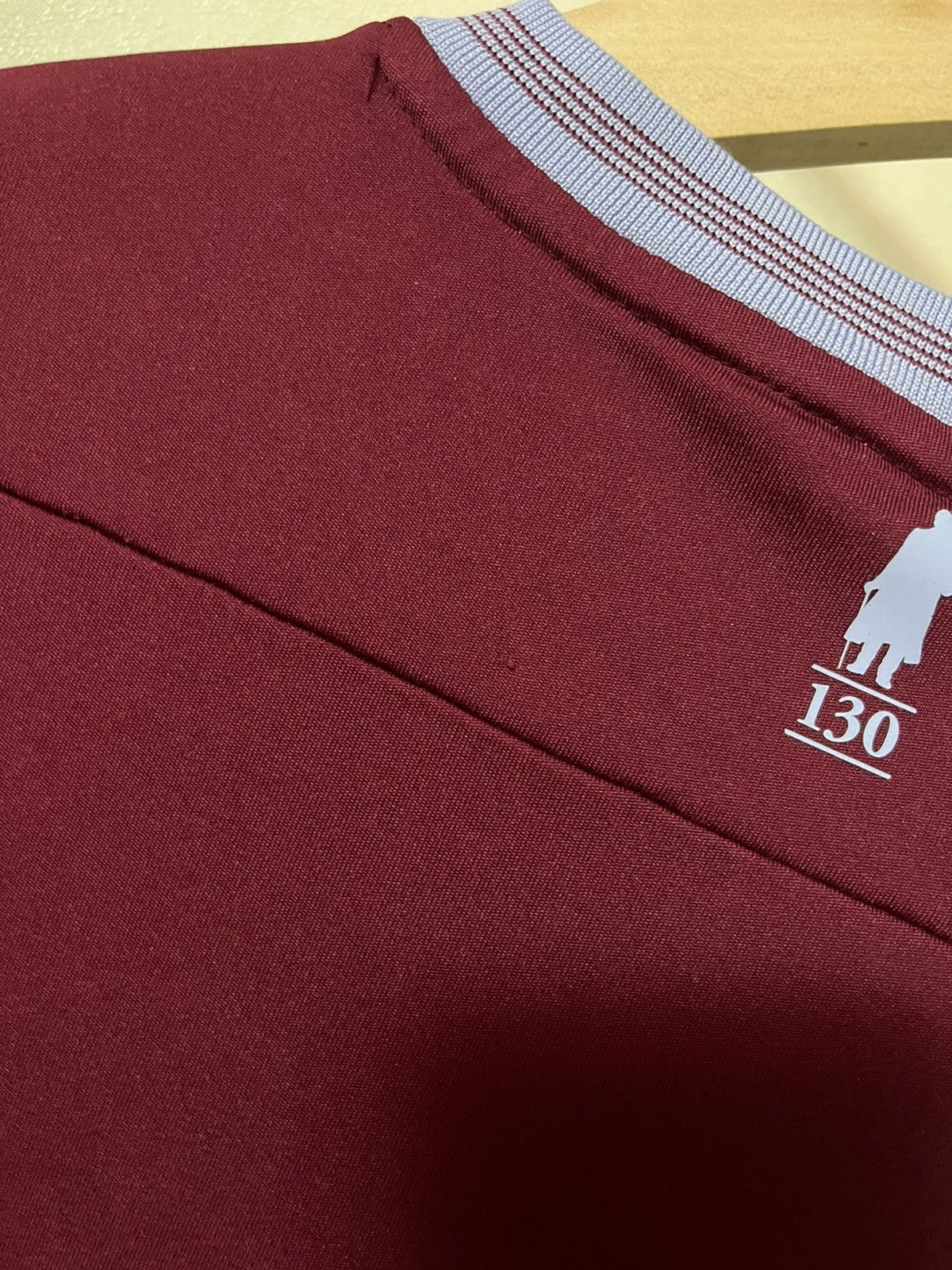 Vintage Rare Luke 1977 Aston Villa 18/19 Vintage Jersey Size US XS / EU 42 / 0 - 7 Thumbnail