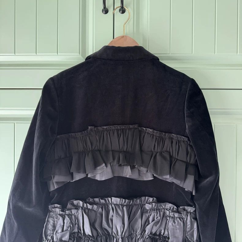 Comme des Garcons Comme Des Garcons The coat jacket is made of velvet fabric Size S / US 4 / IT 40 - 9 Thumbnail