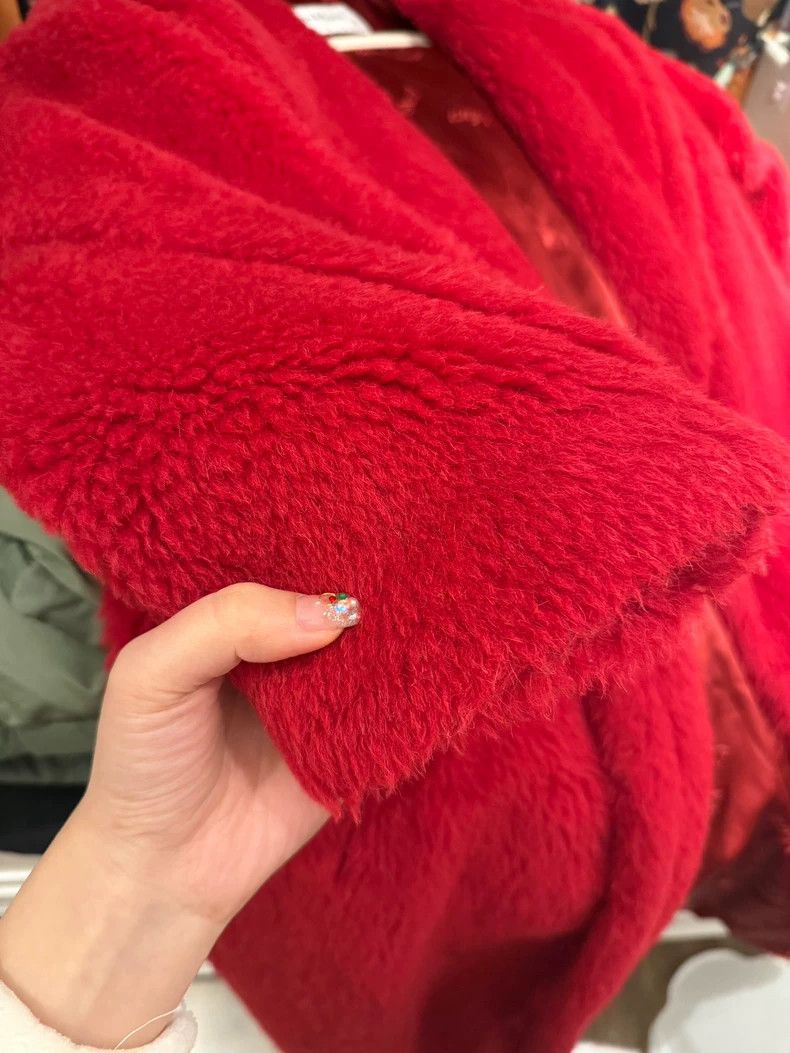 Max Mara Max Mara Teddy Bear Long Straight Red Size M / US 6-8 / IT 42-44 - 6 Thumbnail
