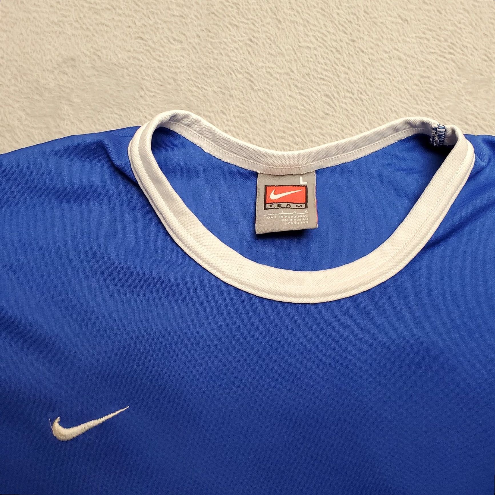 Nike VINTAGE Nike Shirt Mens XL Blue TEAM 100% Polyester Embroidered Swoosh Size US XL / EU 56 / 4 - 5 Thumbnail