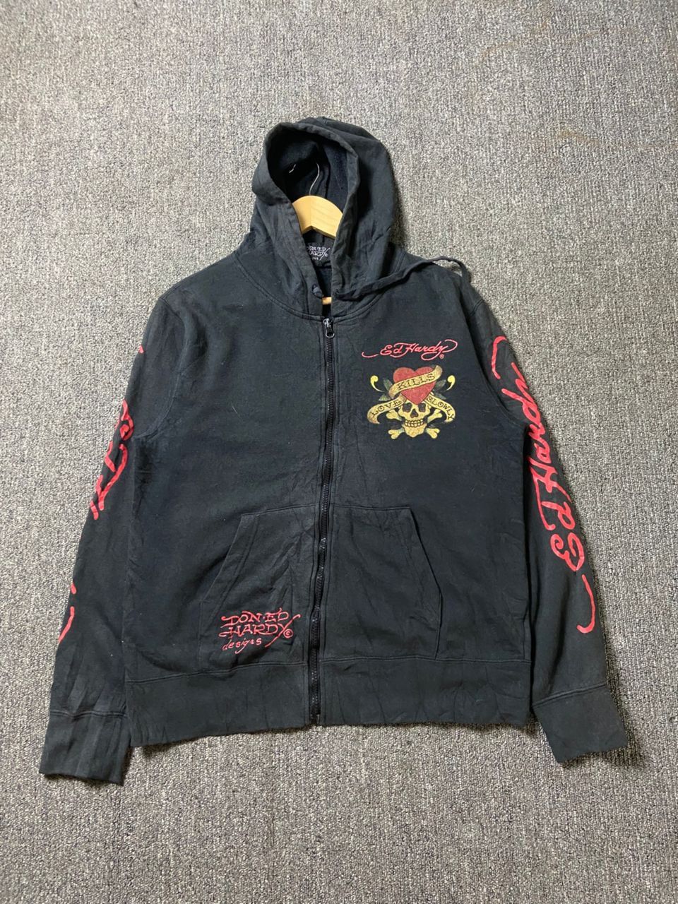Ed Hardy Vintage Ed Hardy Skulls Love Graphic Zip Up Hoodie (180) Size US L / EU 52-54 / 3 - 1 Thumbnail