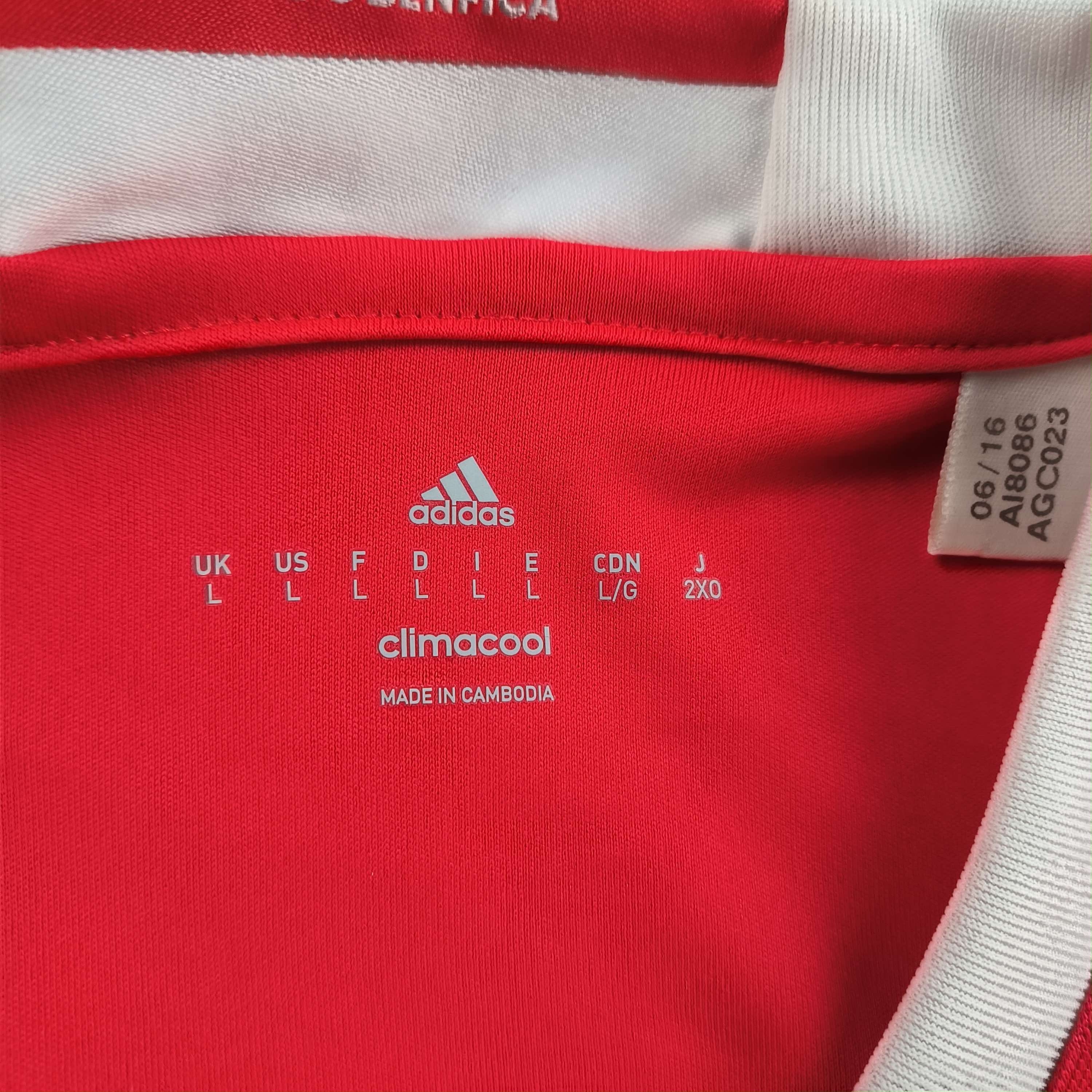 Adidas Benfica 2016-17 Adidas home football jersey shirt size L Size US L / EU 52-54 / 3 - 5 Thumbnail