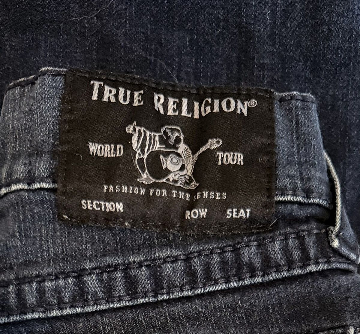 True Religion True Religion Geno Relaxed Slim Jeans Size 30 Dark Wash Size 30" / US 8 / IT 44 - 5 Thumbnail