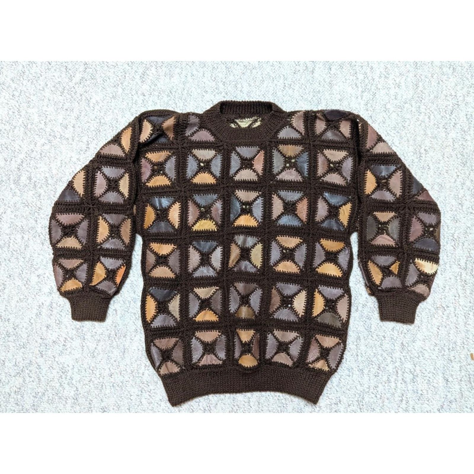 Vintage VINTAGE handknit sweater Patch Granny Knit S Brown Men XS? Size US S / EU 44-46 / 1 - 3 Thumbnail