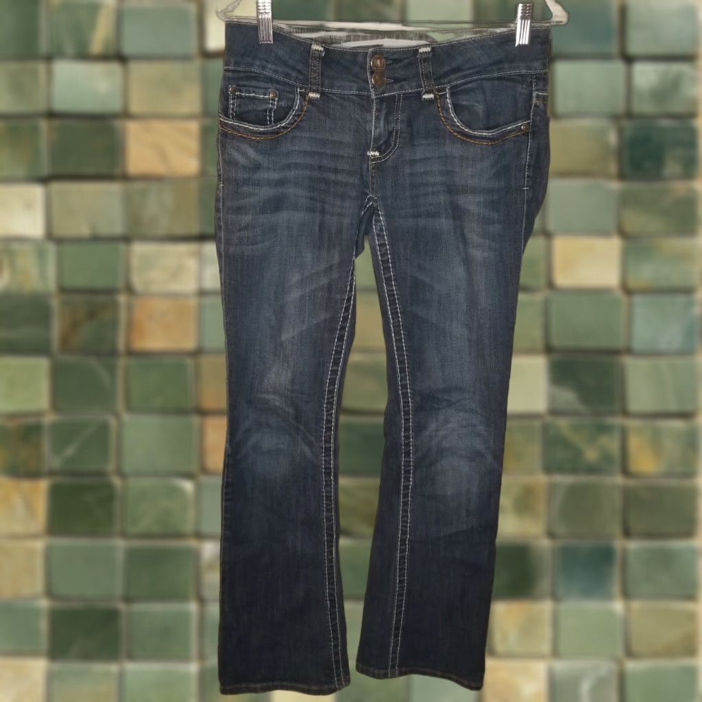 Doublet DOUBLE TAKE Boot Cut Jeans Womens Size 6 Regular Blue Medium Wash Thick Stitch 99% Cotton 1% Spandex Mens? No, Women. Size 28" / US 6 / IT 42 - 1 Thumbnail